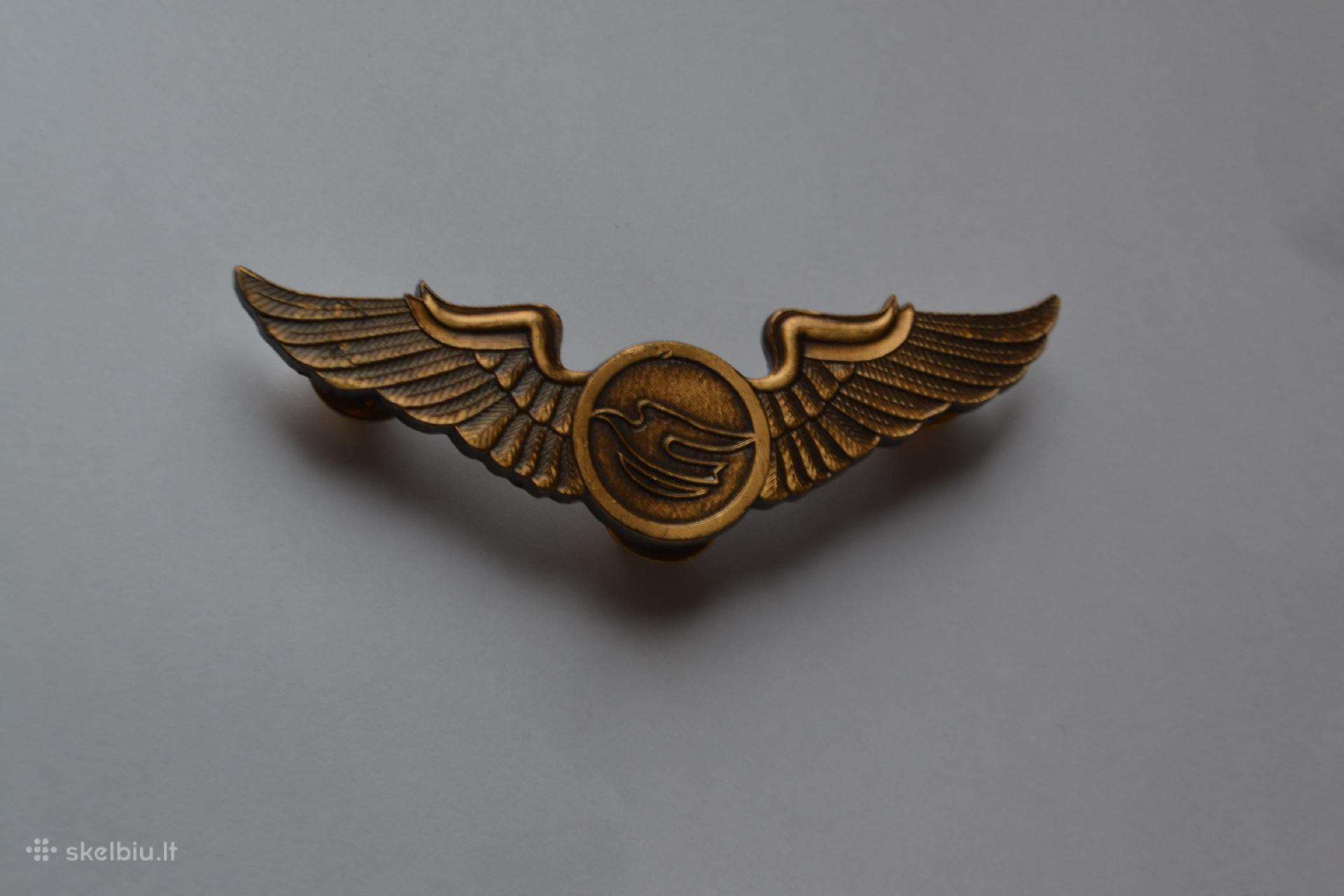 Avialiniju piloto zenklas