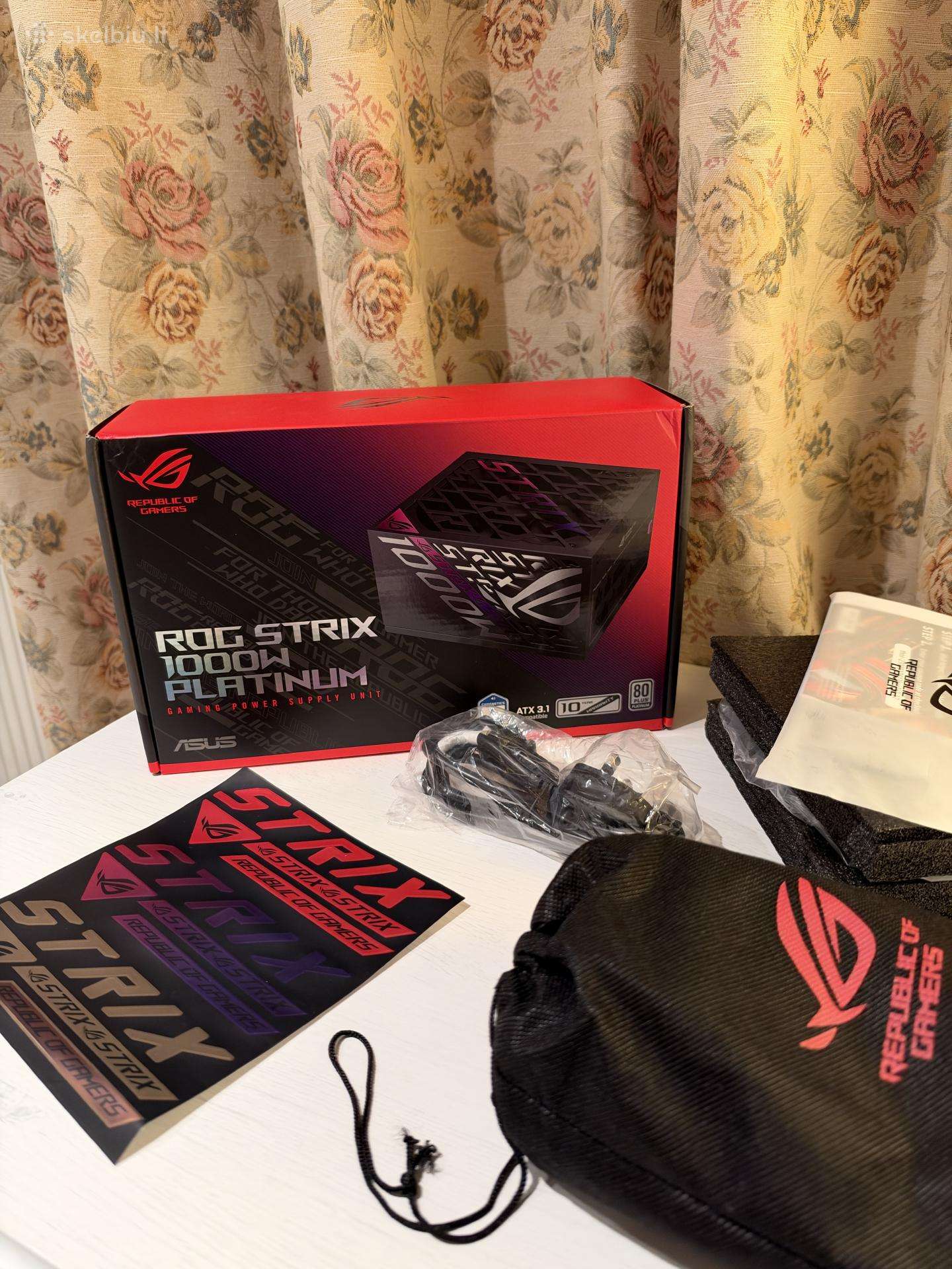 Asus Rog Strix 1000w Platinium maitinimo blokas