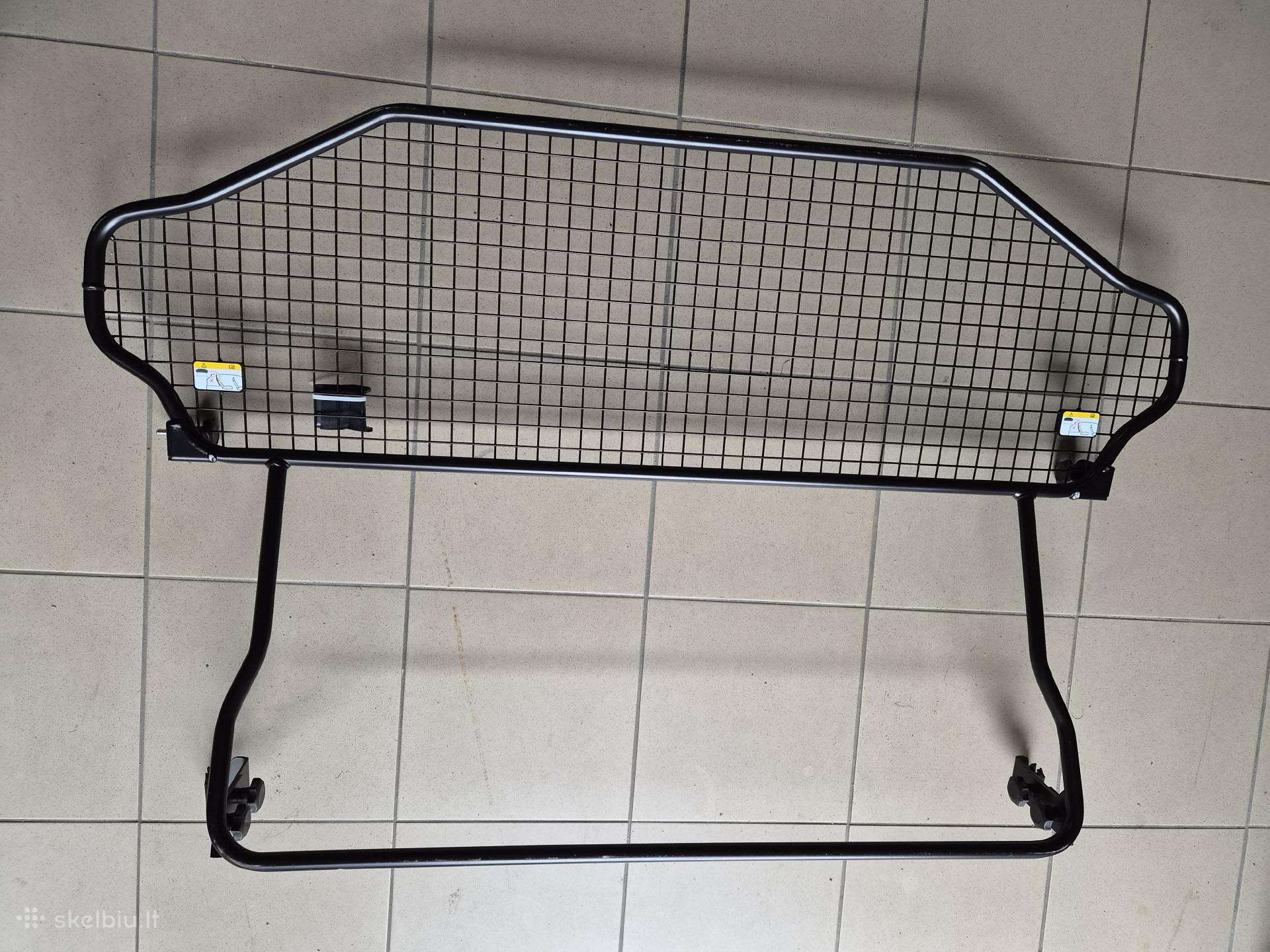 Toyota Rav4 bagažinės grotelės / šunų pertvara