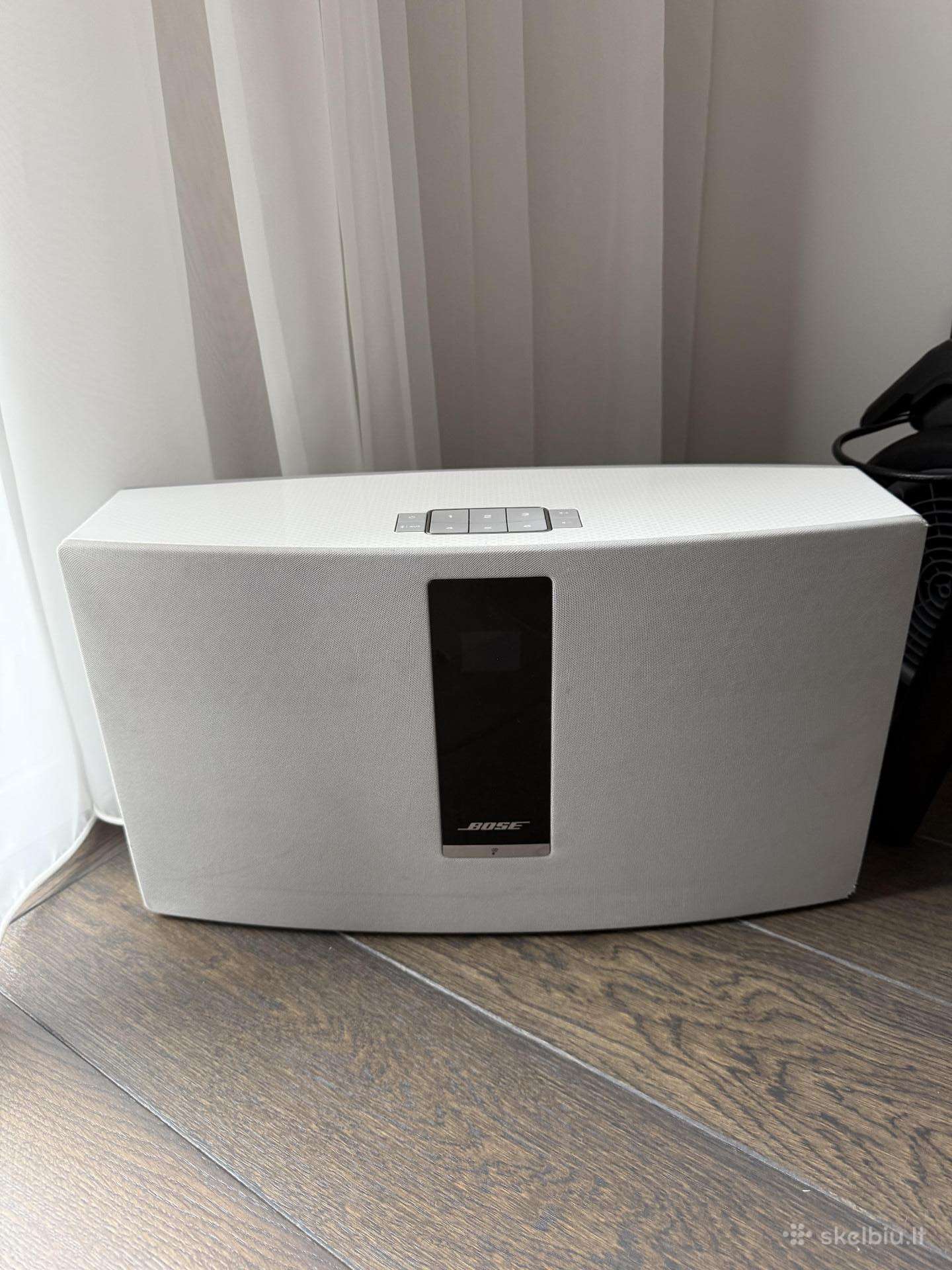 Bose Soundtouch 30 kolonėlė