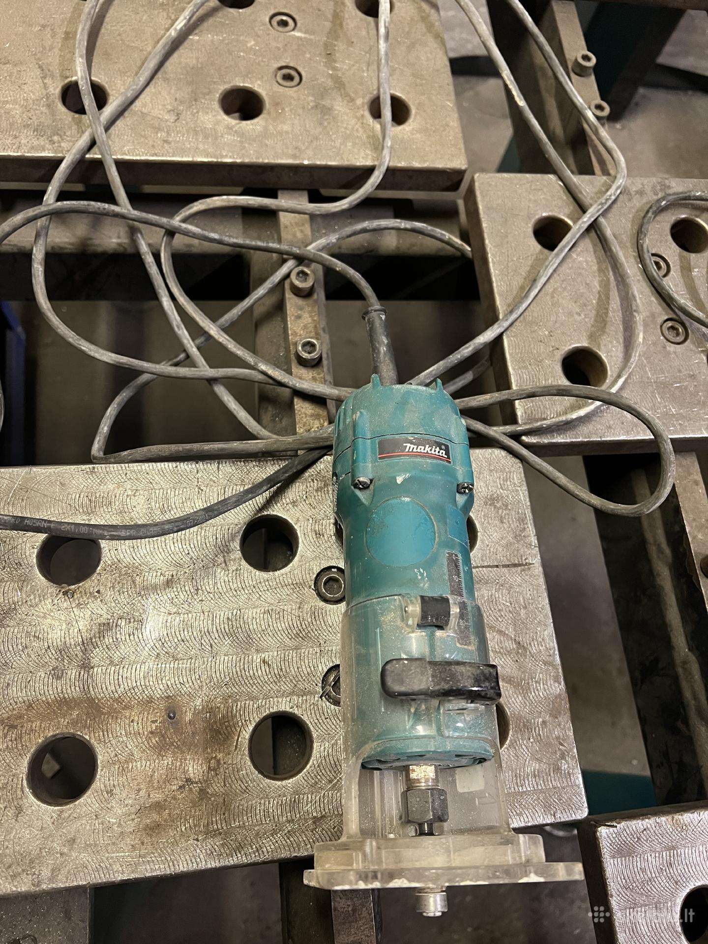 Freza makita 3707f