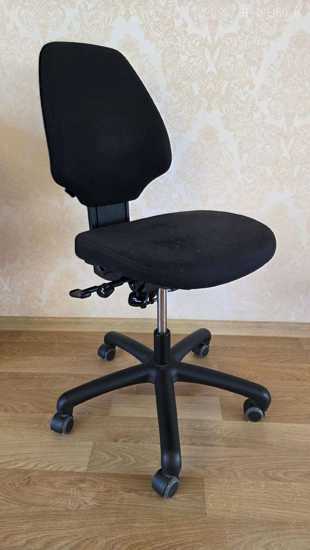 Rh Active 220 ergomnomiška biuro kėdė