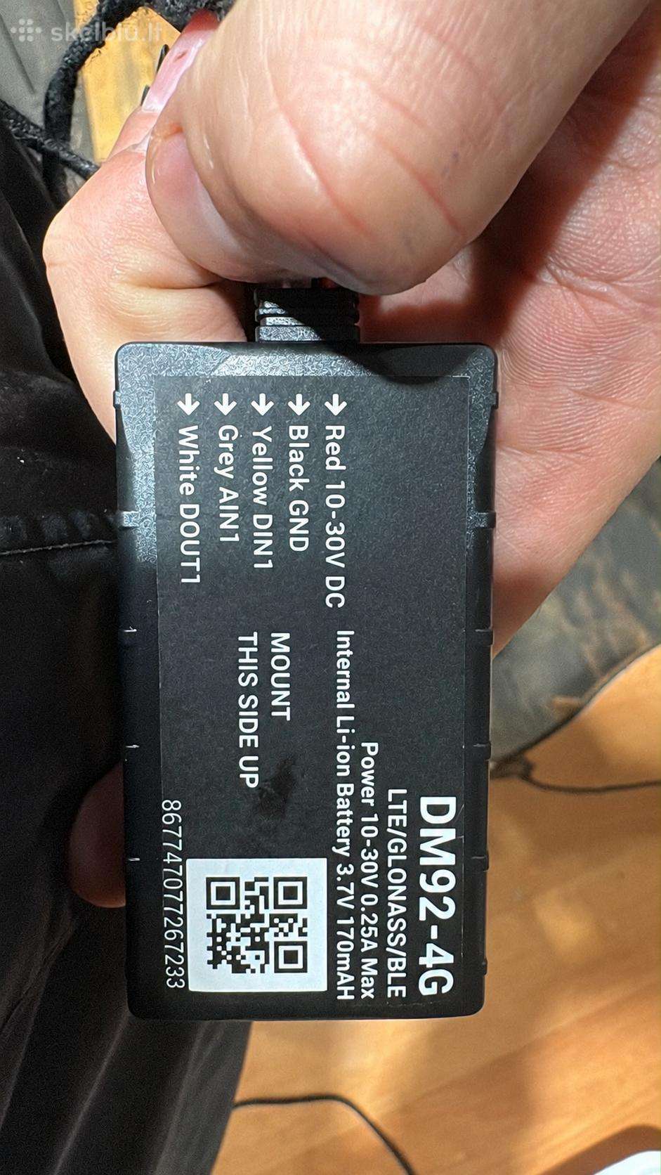 GPS sekimo įrenginiai Dm92 su laidais