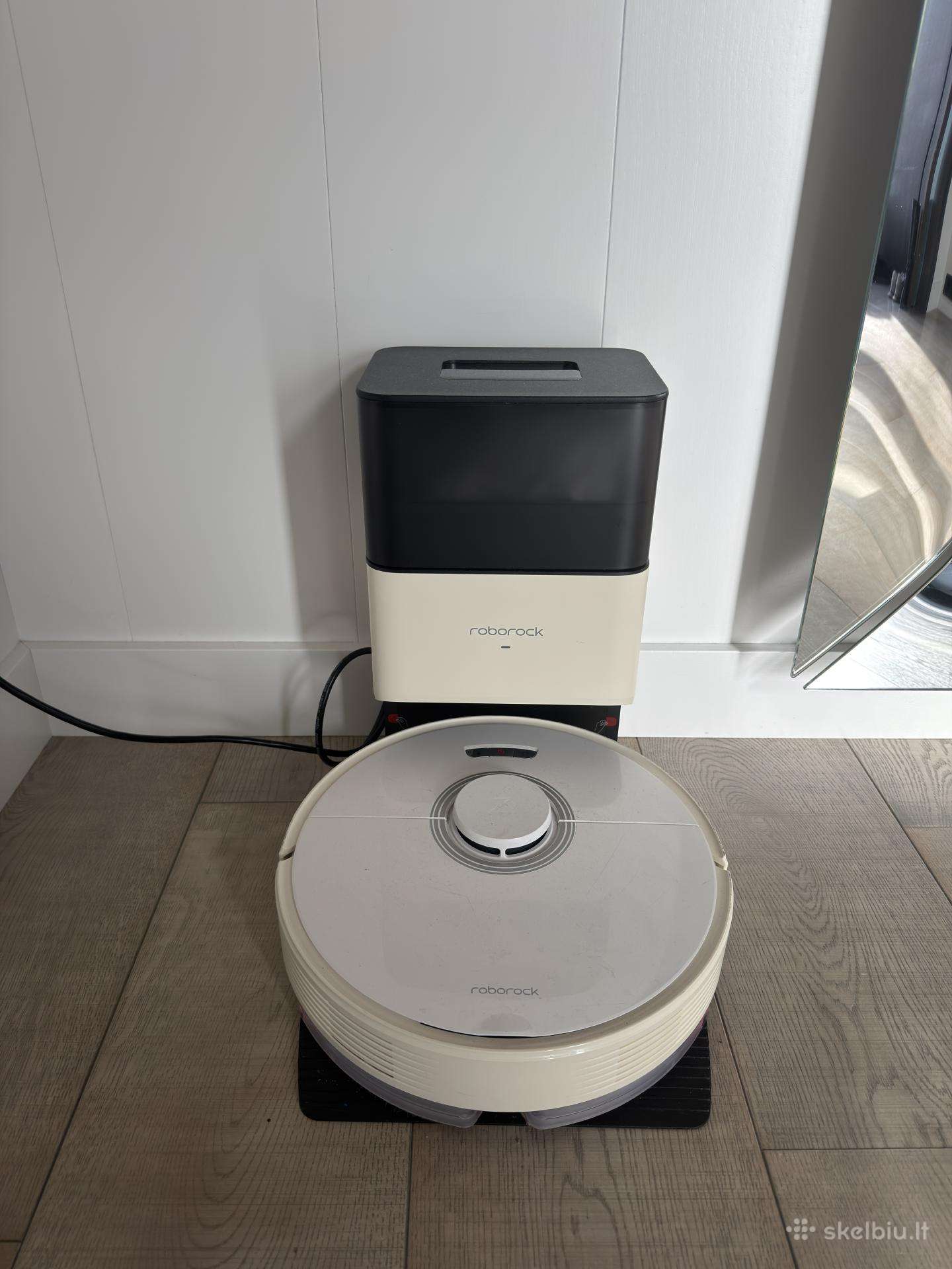 Roborock Q7 Max robotas siurblys su stotele