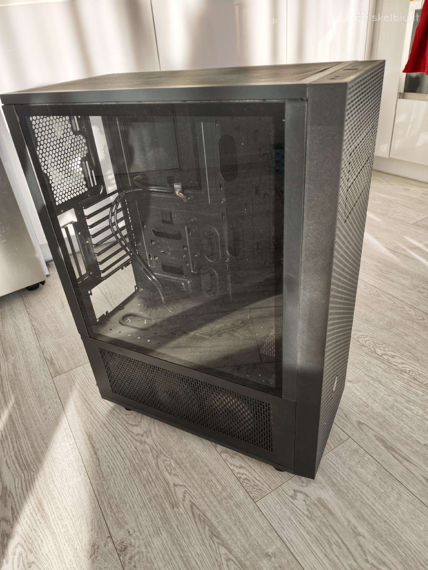 Thermalte Core X71 full tower case
