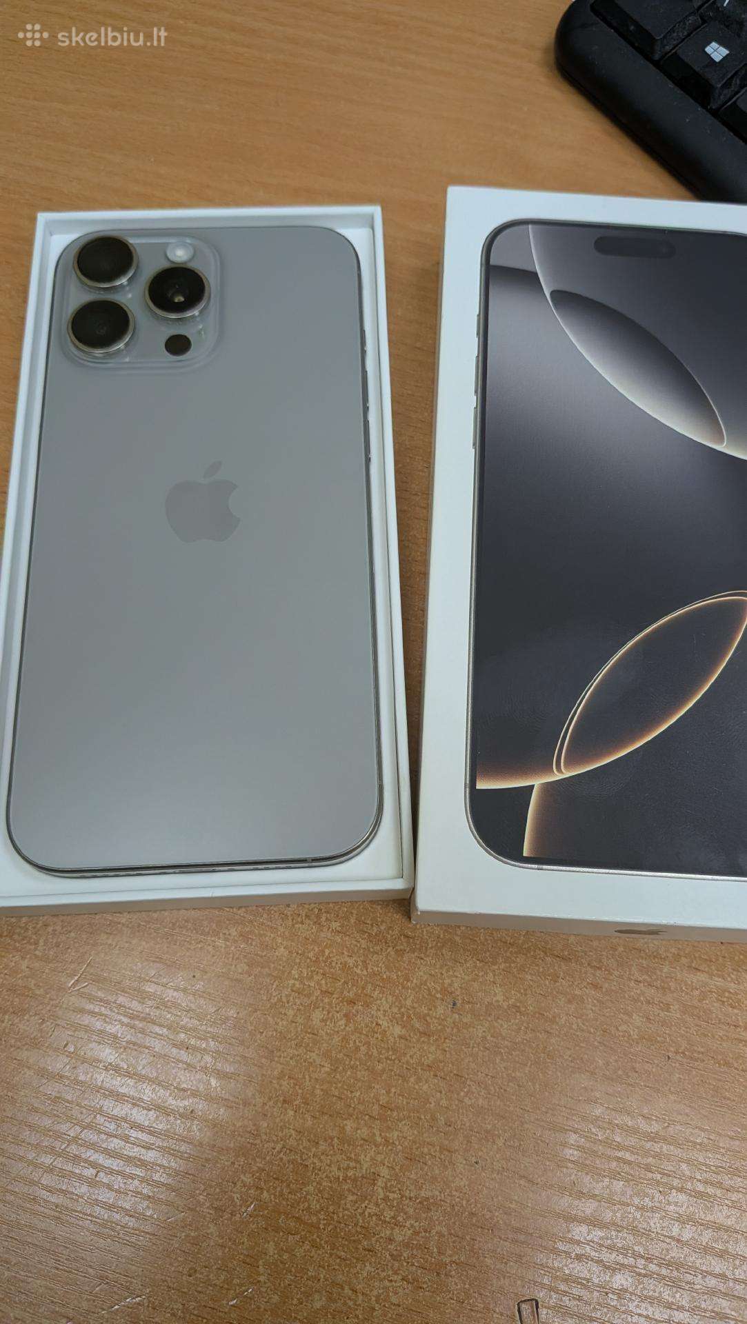iPhone 16pro max 256gb