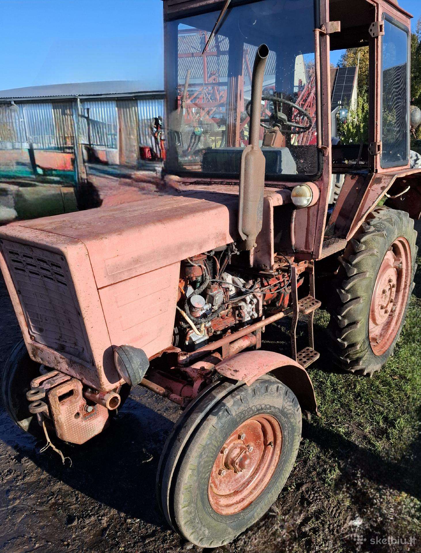 T-25 Traktorius 1994 dalimis