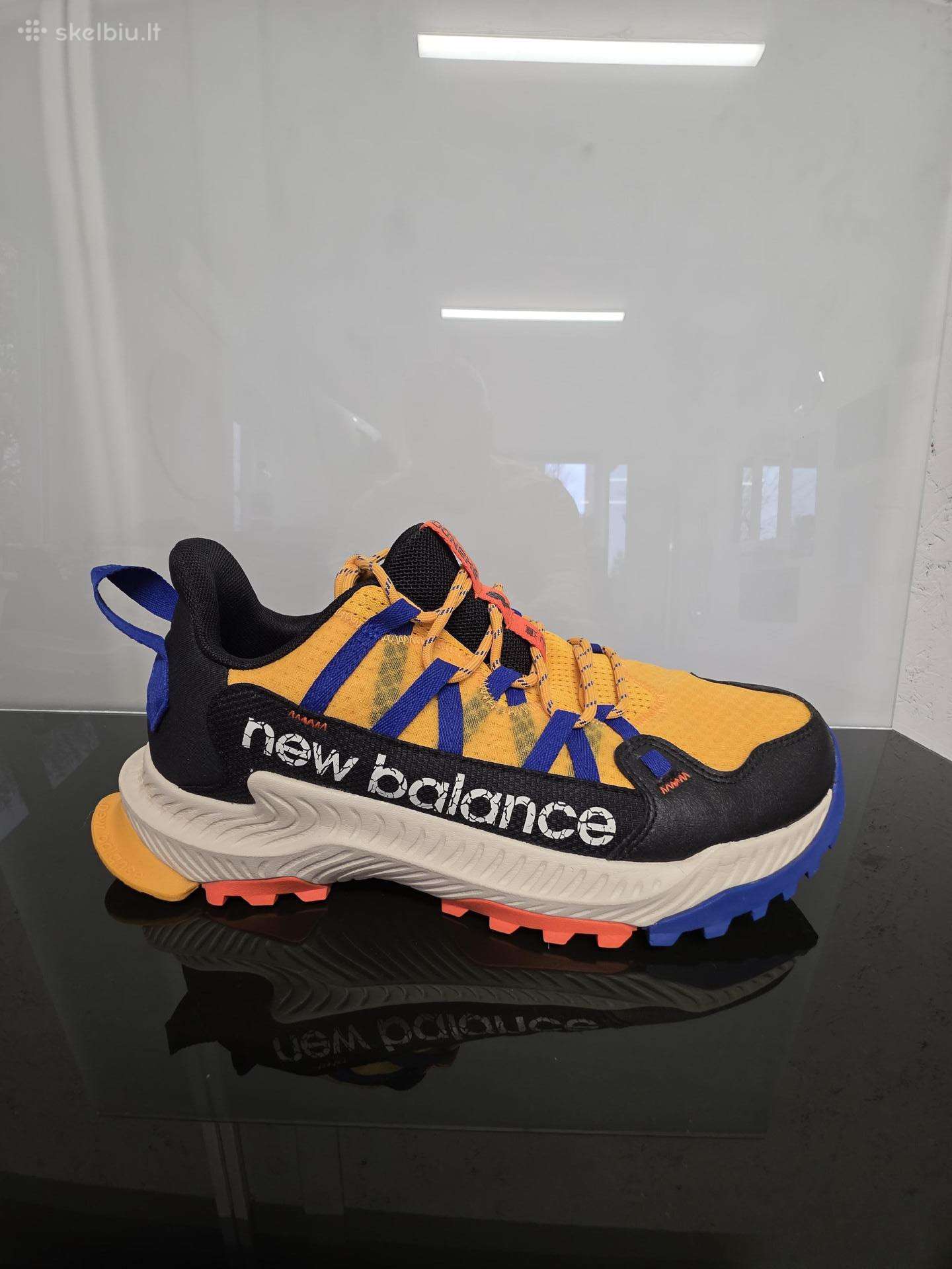 New Balance Shando
