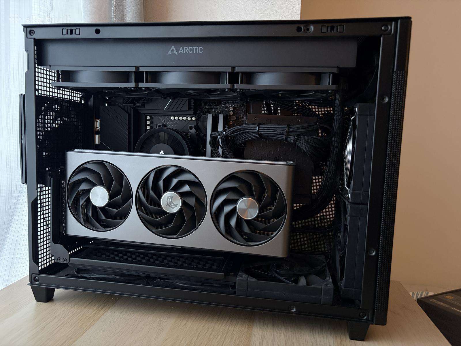 Sapphire Nitro+ Radeon Rx 7800 XT 16gb
