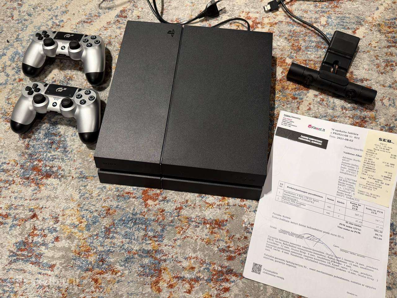 Parduodu Sony Playstation 4