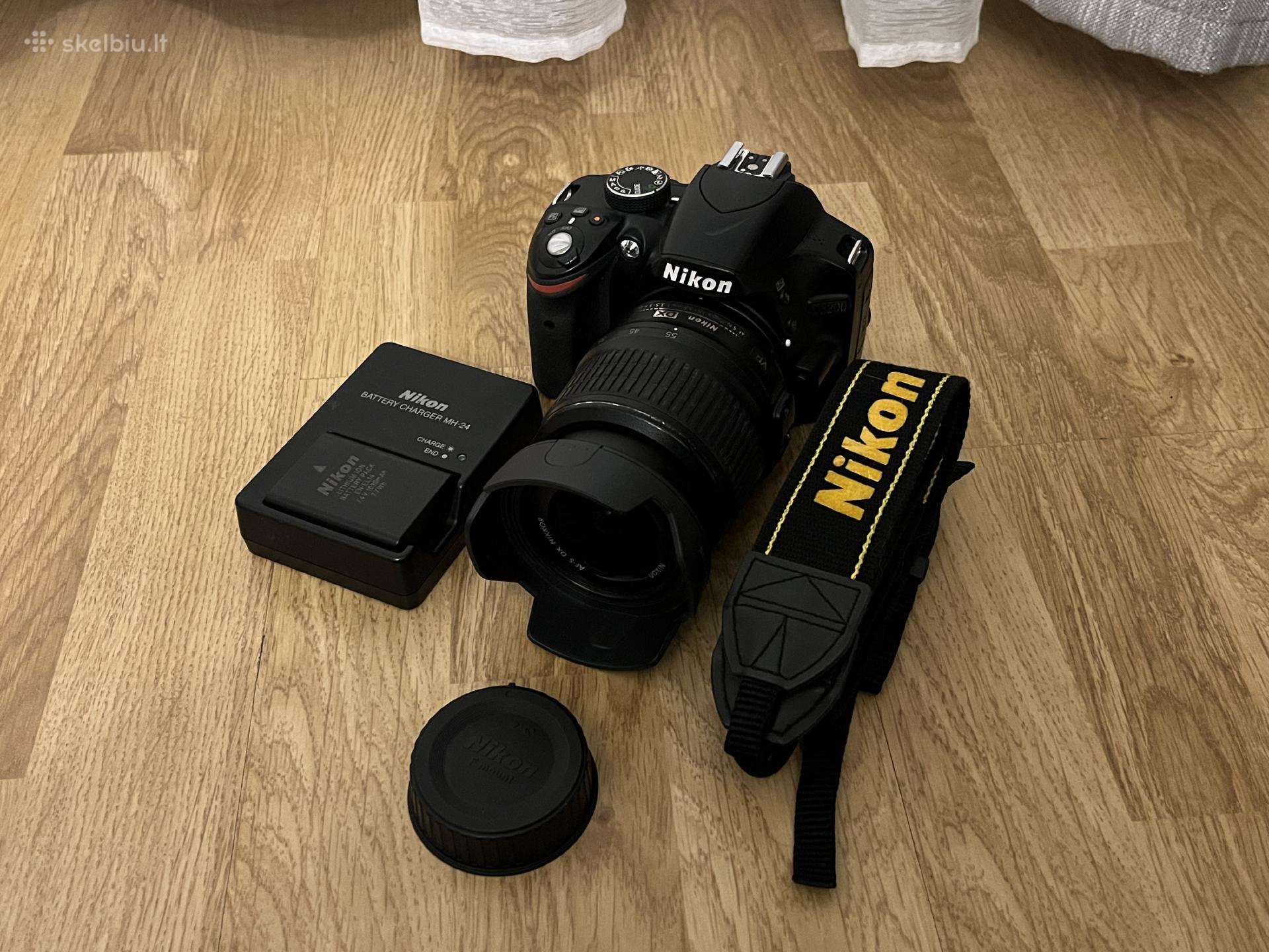 Nikon D3200 / 18-55mm / Dslr