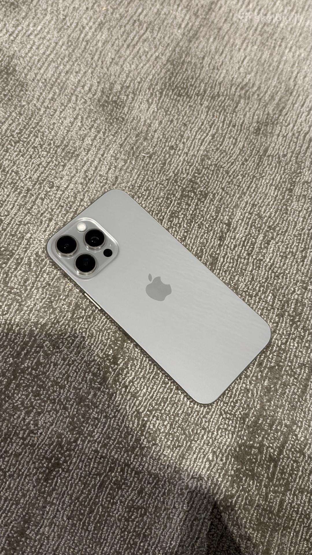 Parduodu iPhone 16 Pro Max 512 GB, 93 % baterija