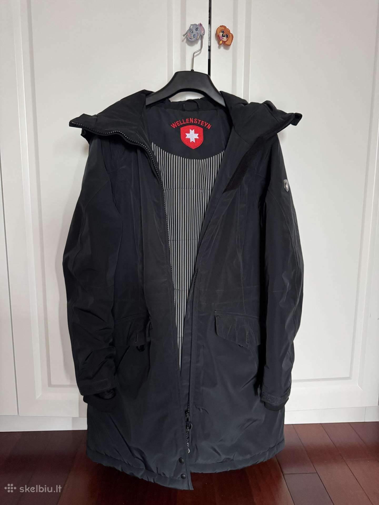 Moteriškas žieminis paltas-parka.