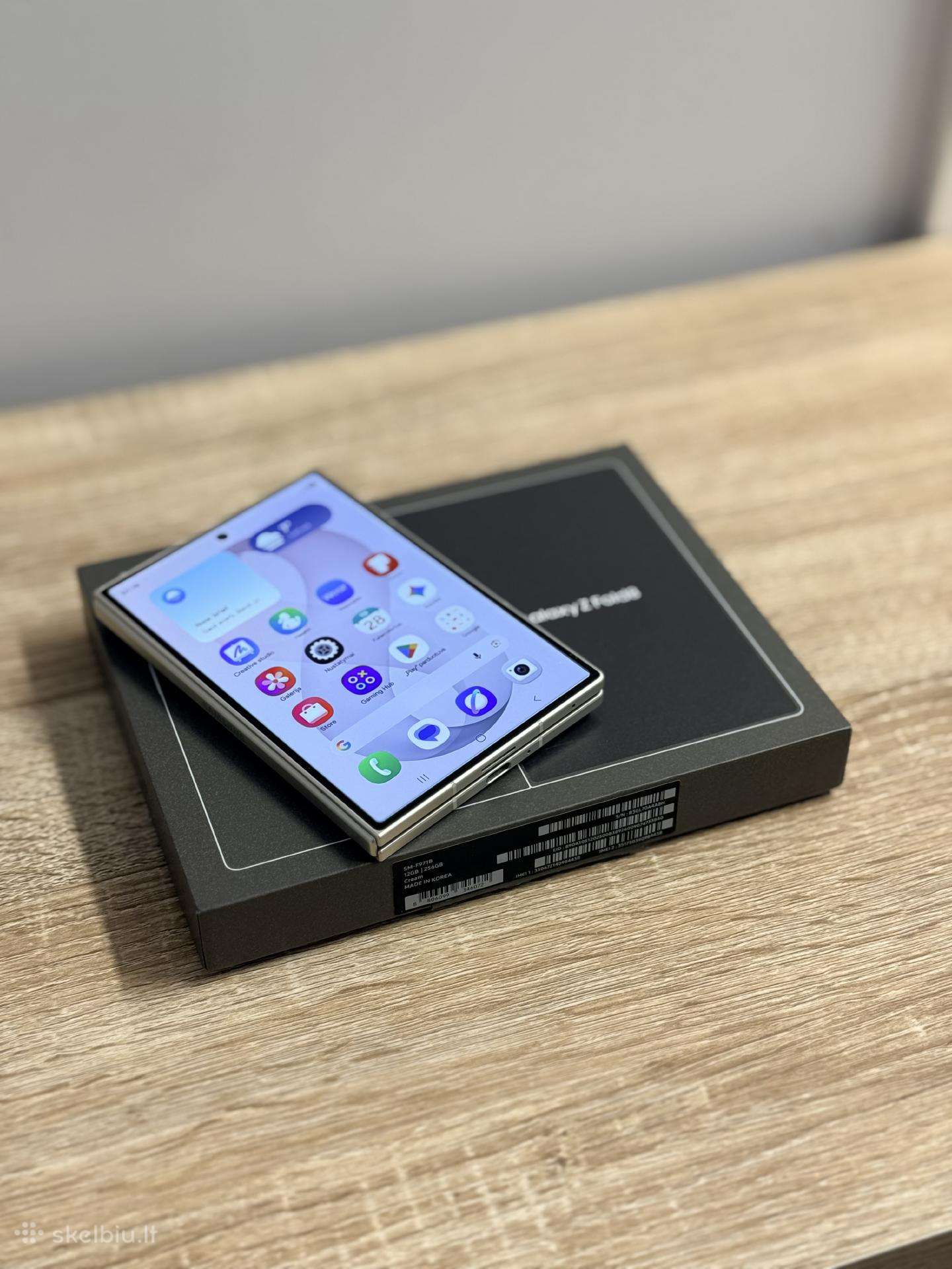Samsung Galaxy Fold 8, Cream 256gb