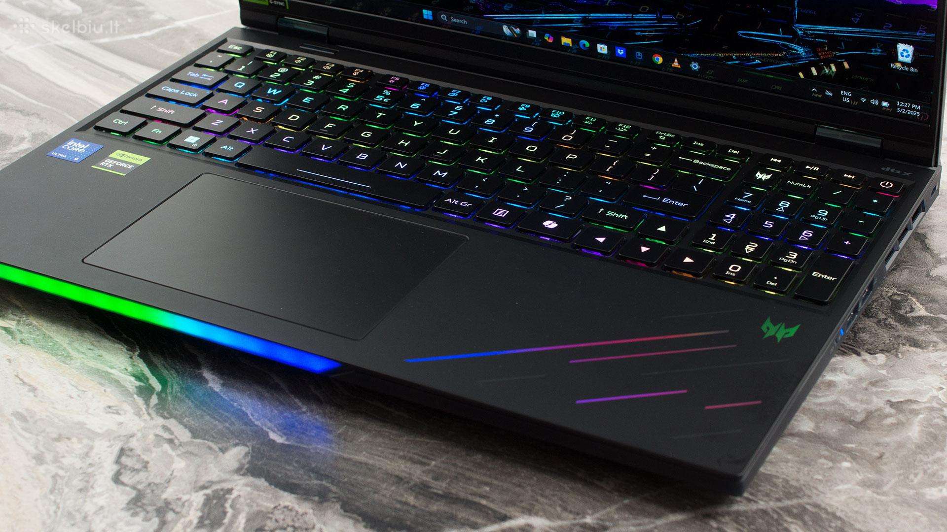 Acer Predator Helios Ai 16 - 5090, 64gb, 2tb, U9