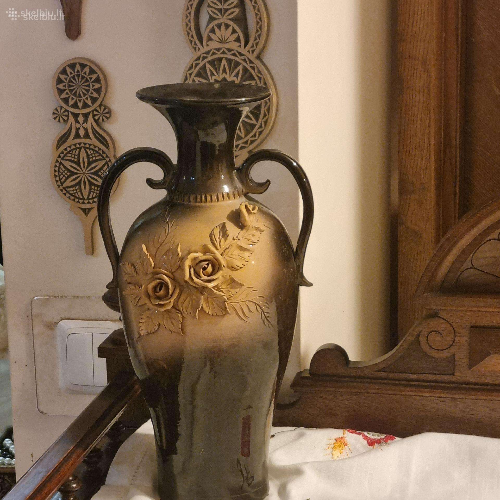 Keramikinė, Kauno dailės kombinato vaza -39 cm.