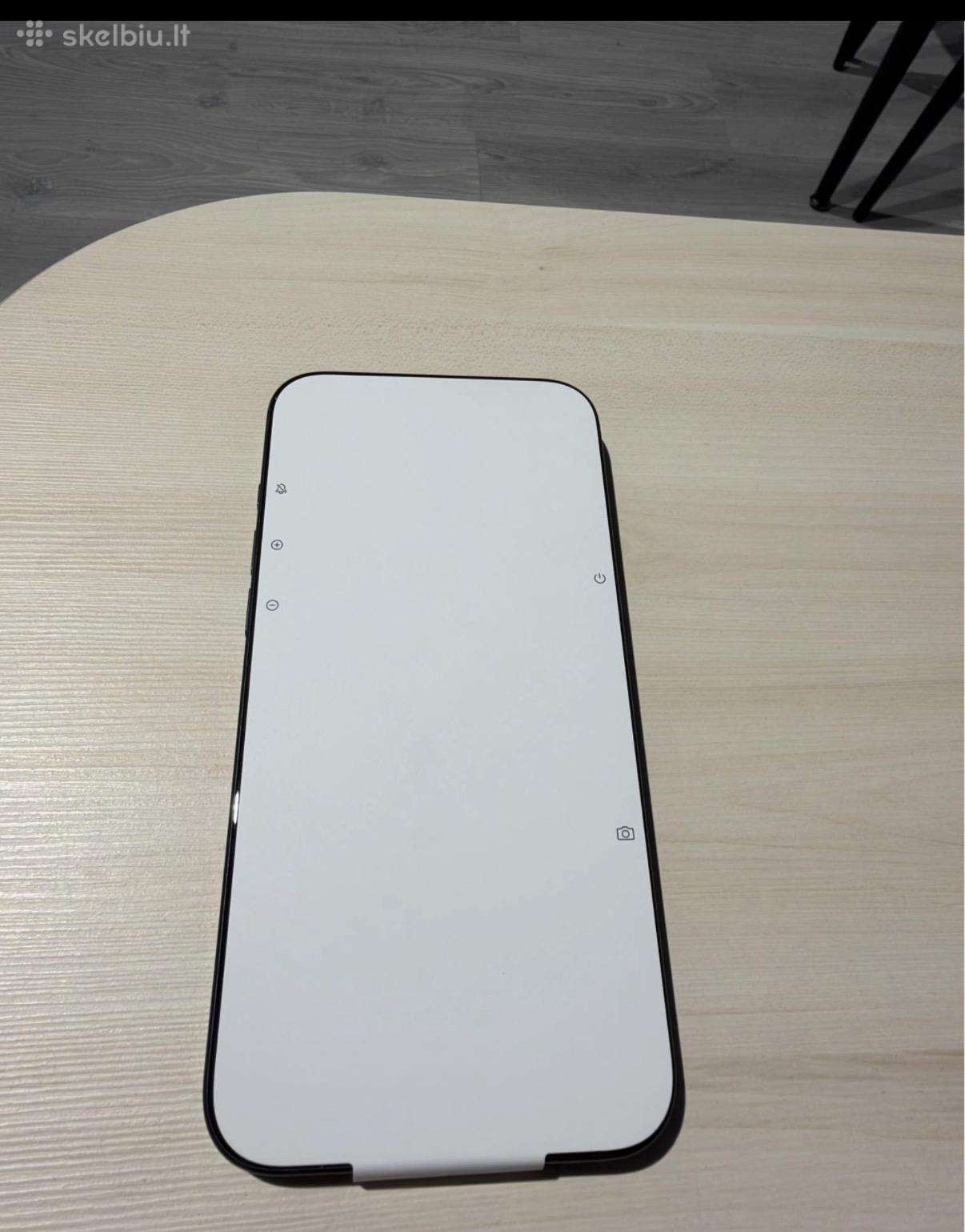 iPhone 16 plus