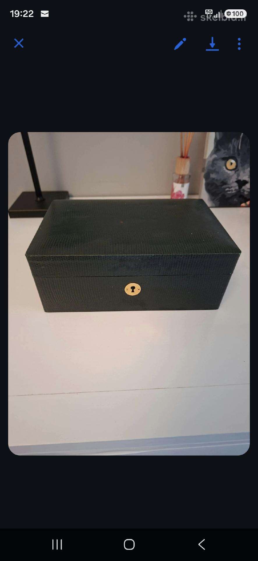 Vintažinė tikros odos papuošalų dėžutė