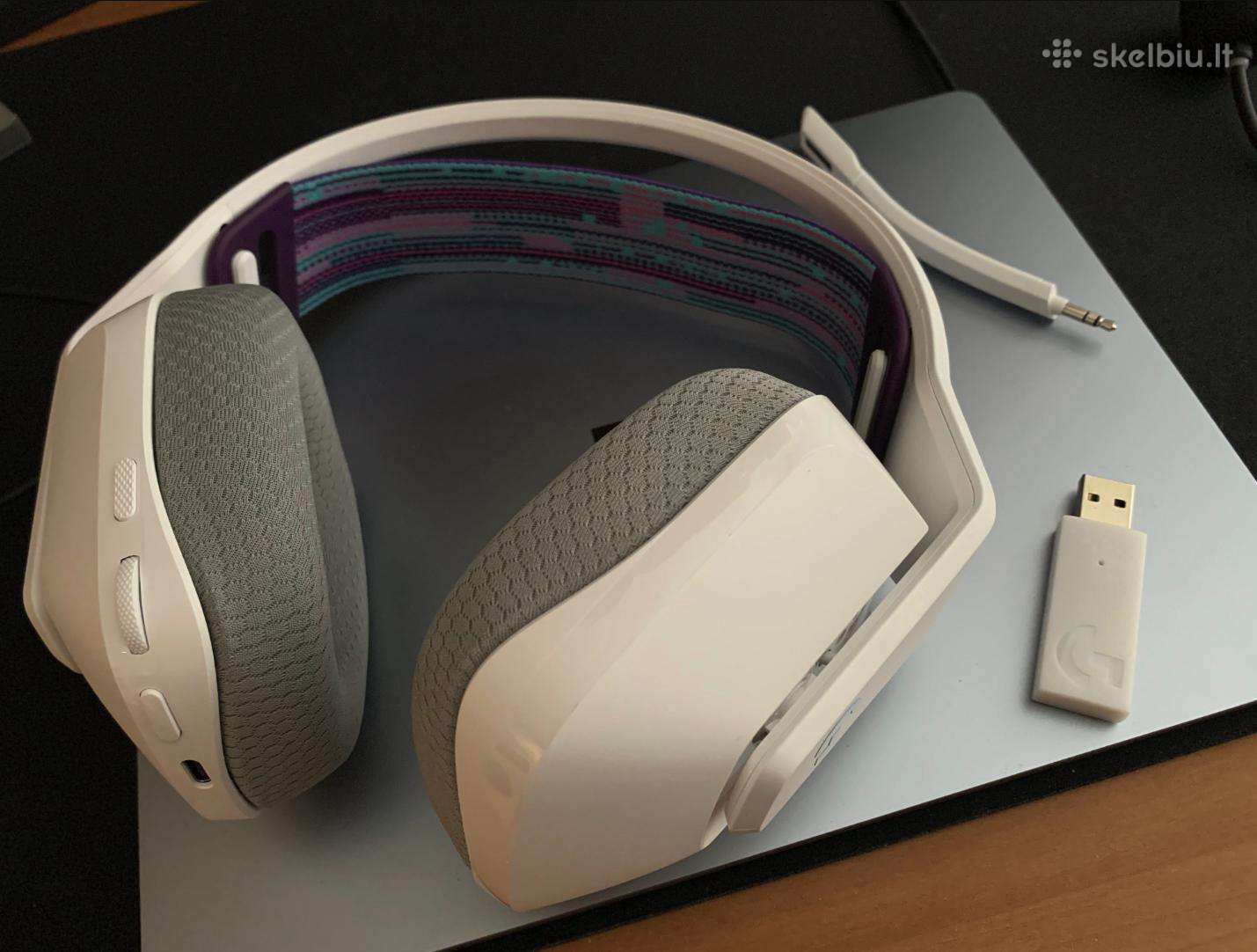 Parduodu Logitech G733 Lightspeed ausines