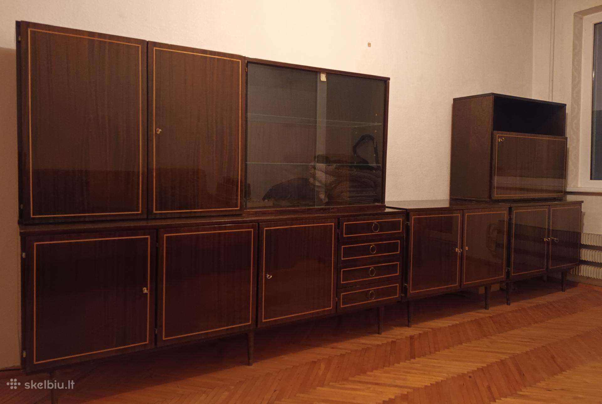 Lakuota svetainės sekcija