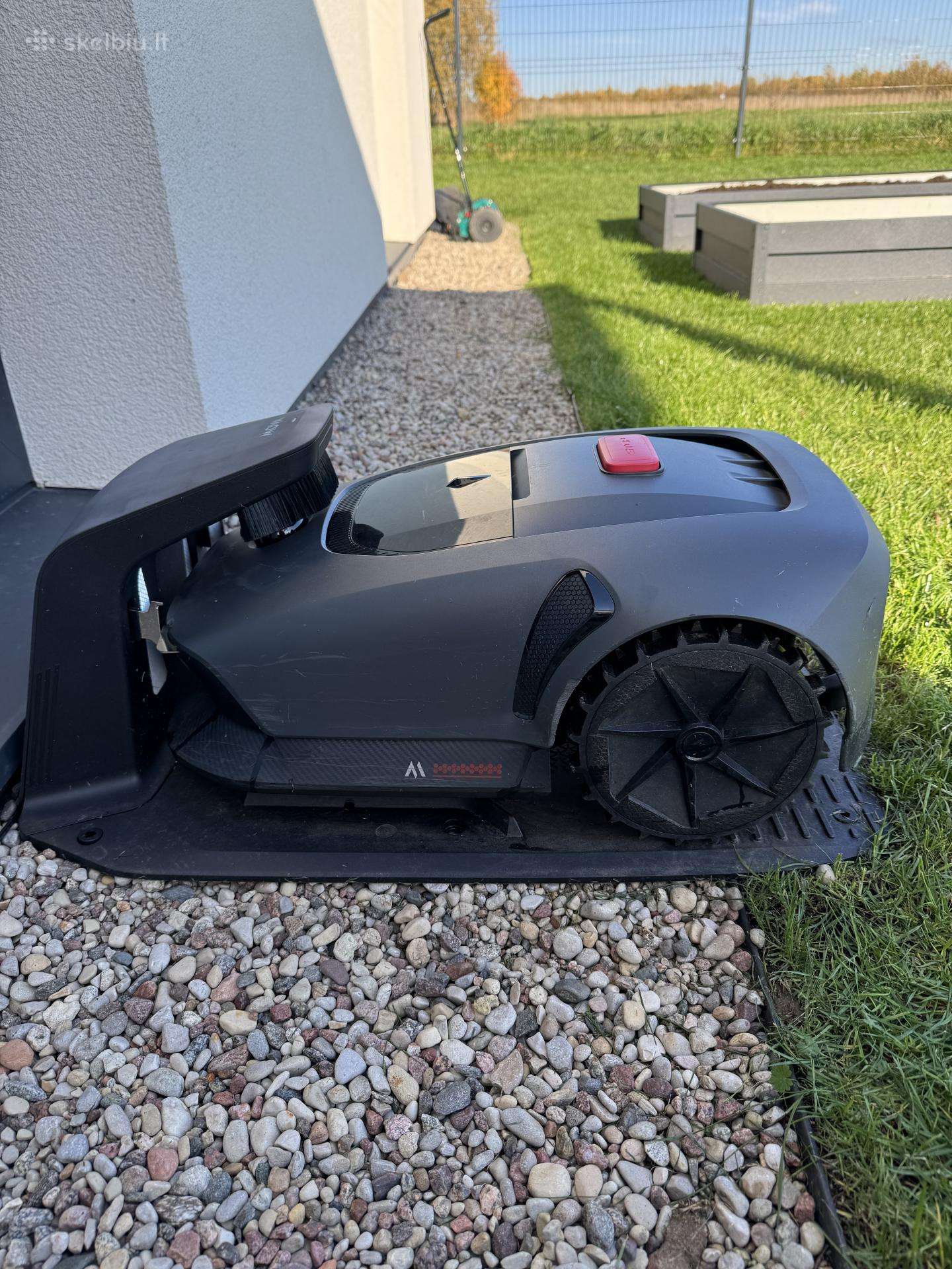 Vejos robotas Mova 600