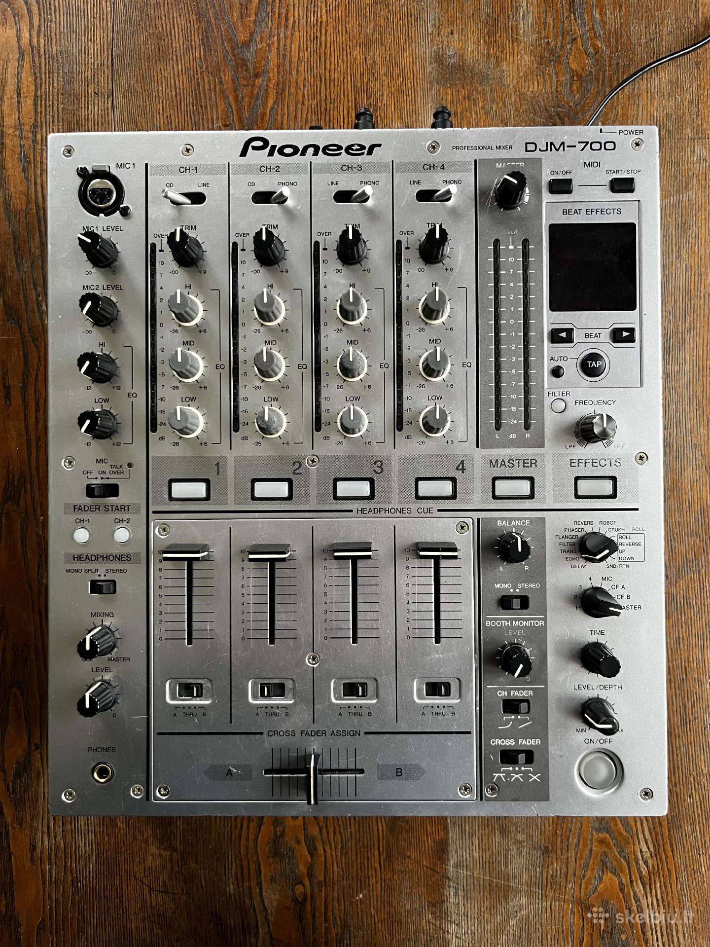 Dj mikseris Pioneer Djm-700