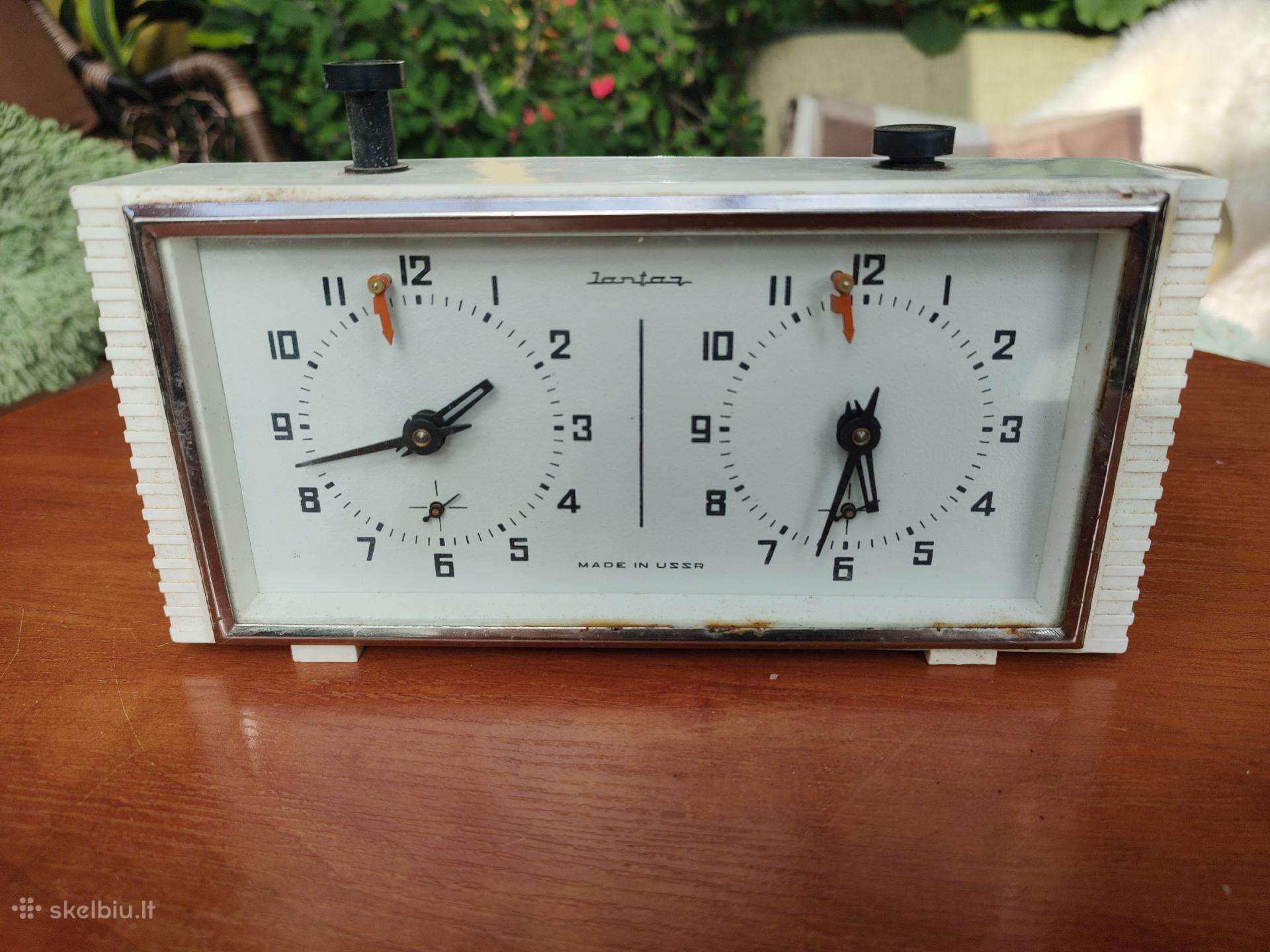 Senovinis šachmatų chronometras Jantar