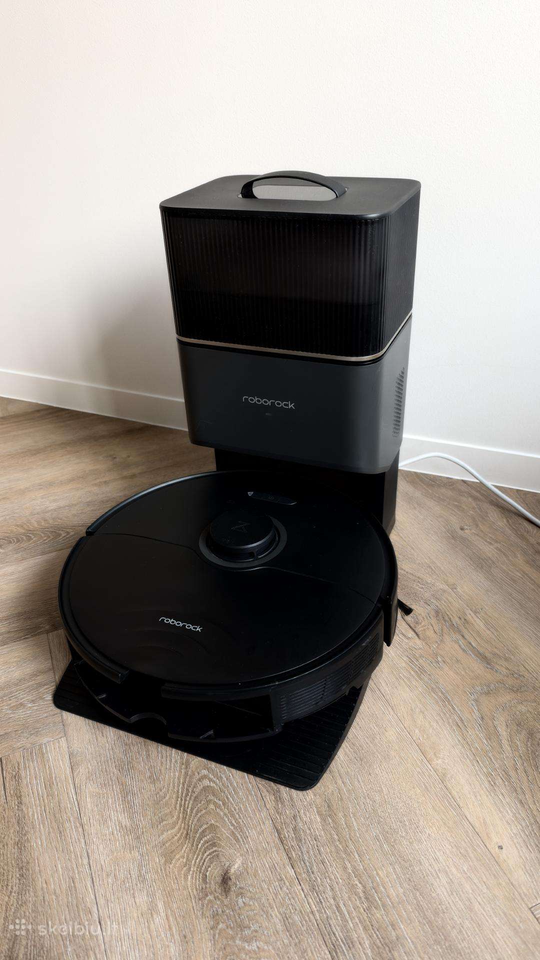 Parduodamas Roborock S8 robotas siurblys