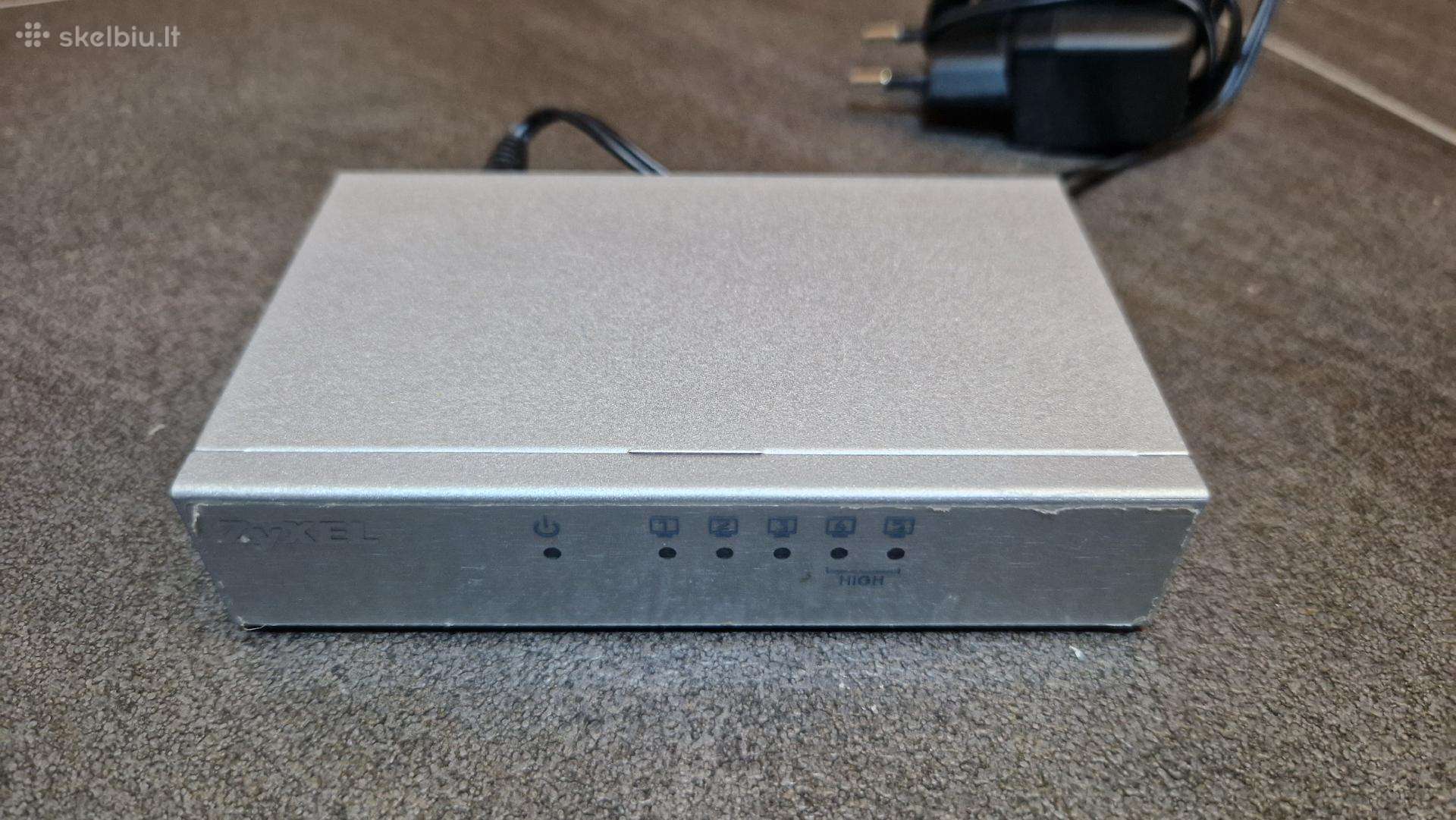Zyxel Es-105a v2 Switch