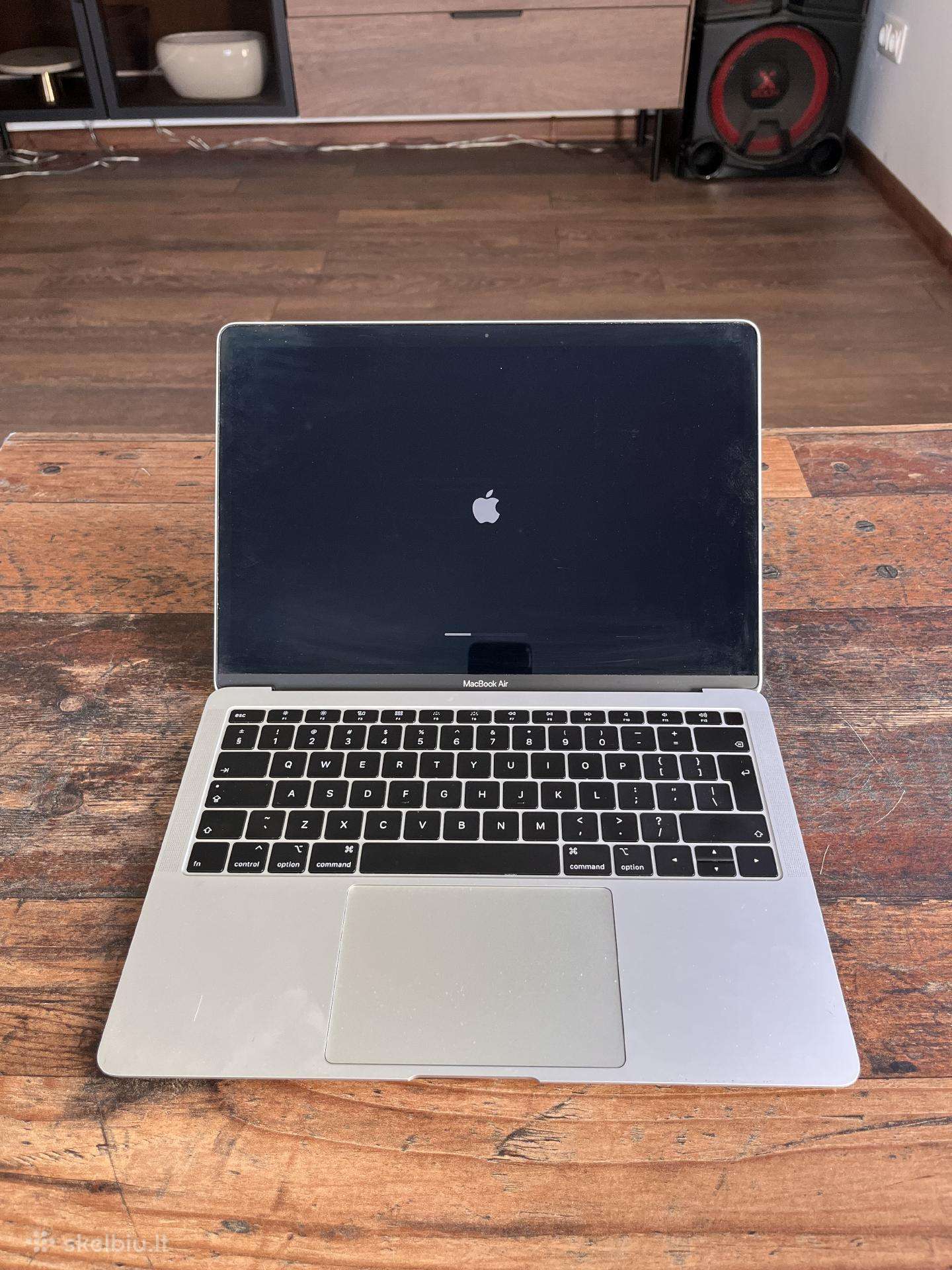 Apple MacBook Air 2018 Retina + Magic Mouse 2