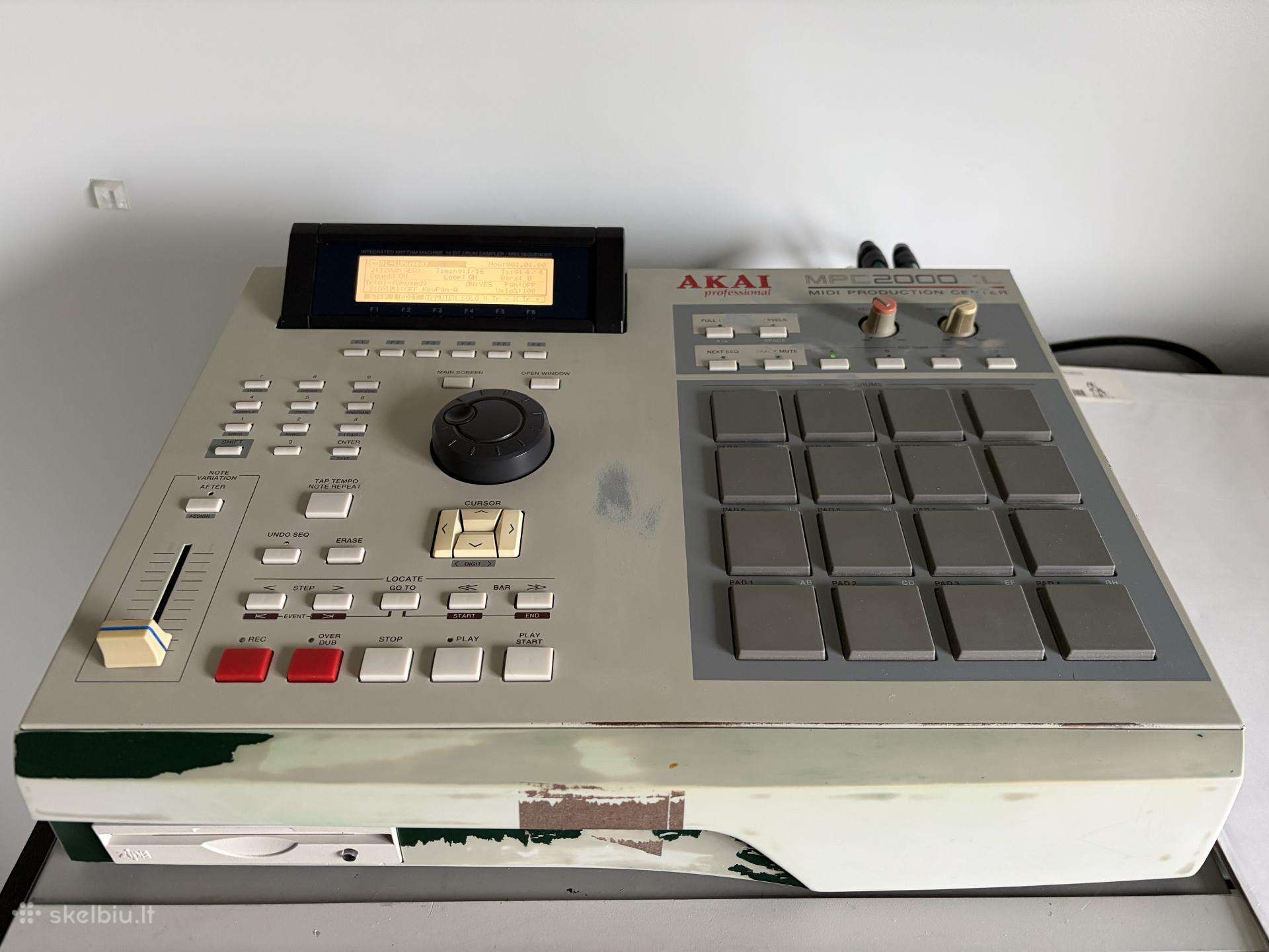 Akai Mpc 2000xl