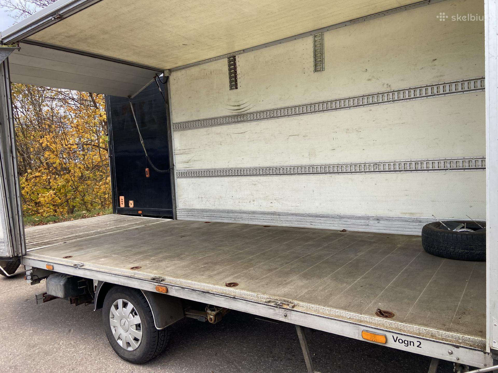 Transporto pervežimo paslauga Krovinių gabenimas
