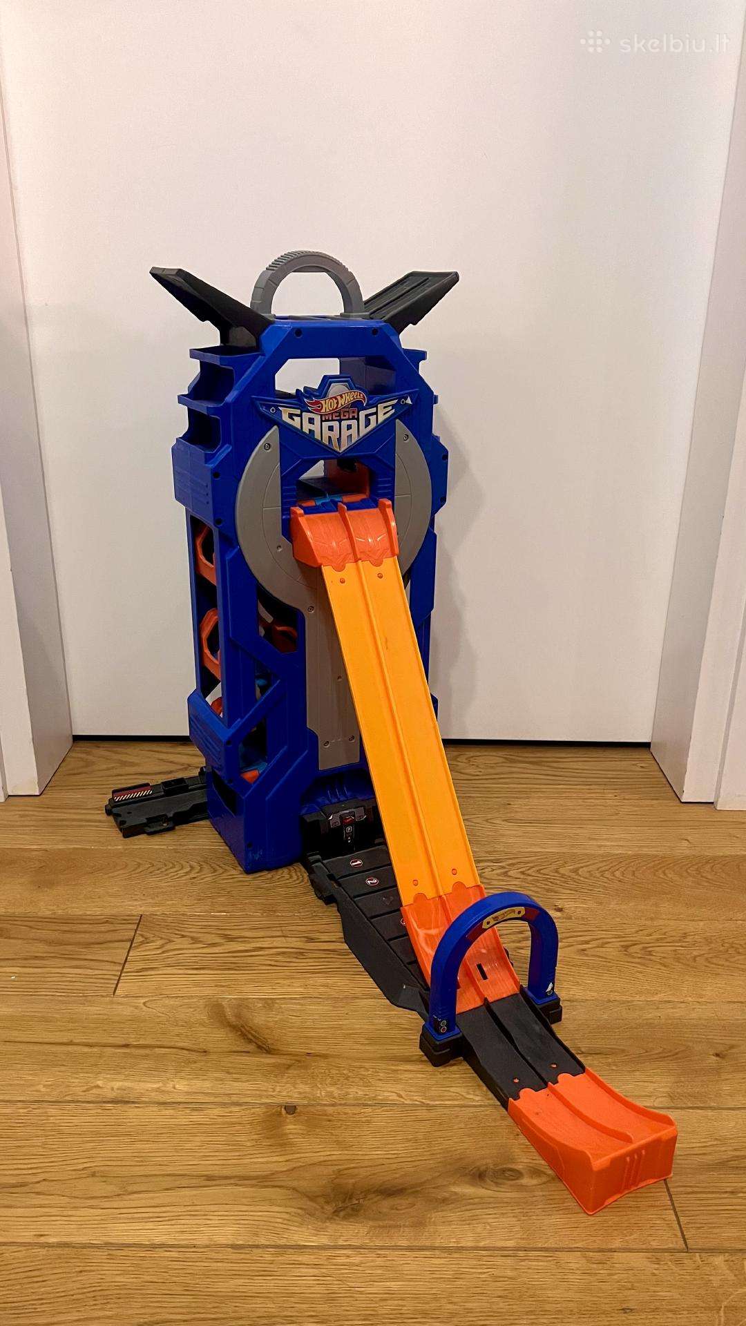 Garaže hot wheels