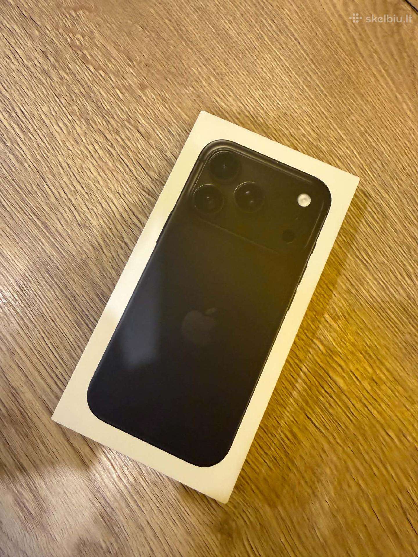 iPhone 18 pro 256gb