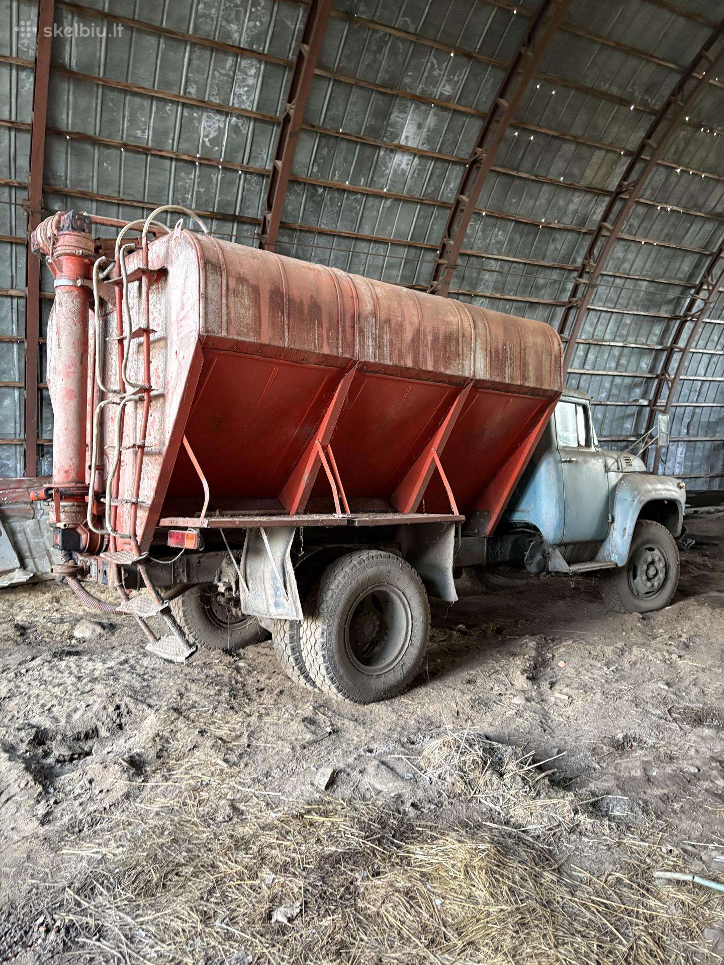 -Kita- Belarus, tractors