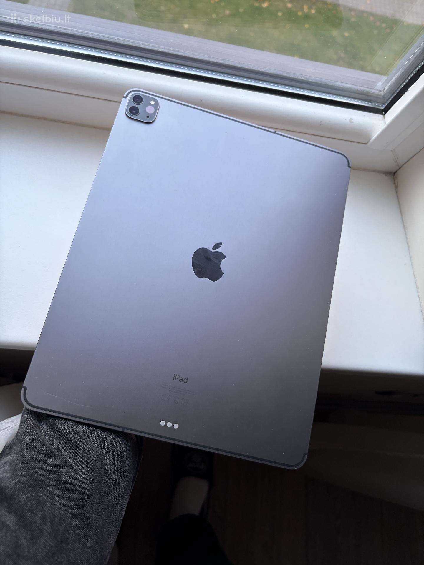 iPad Pro 12.9 4th gen 256gb