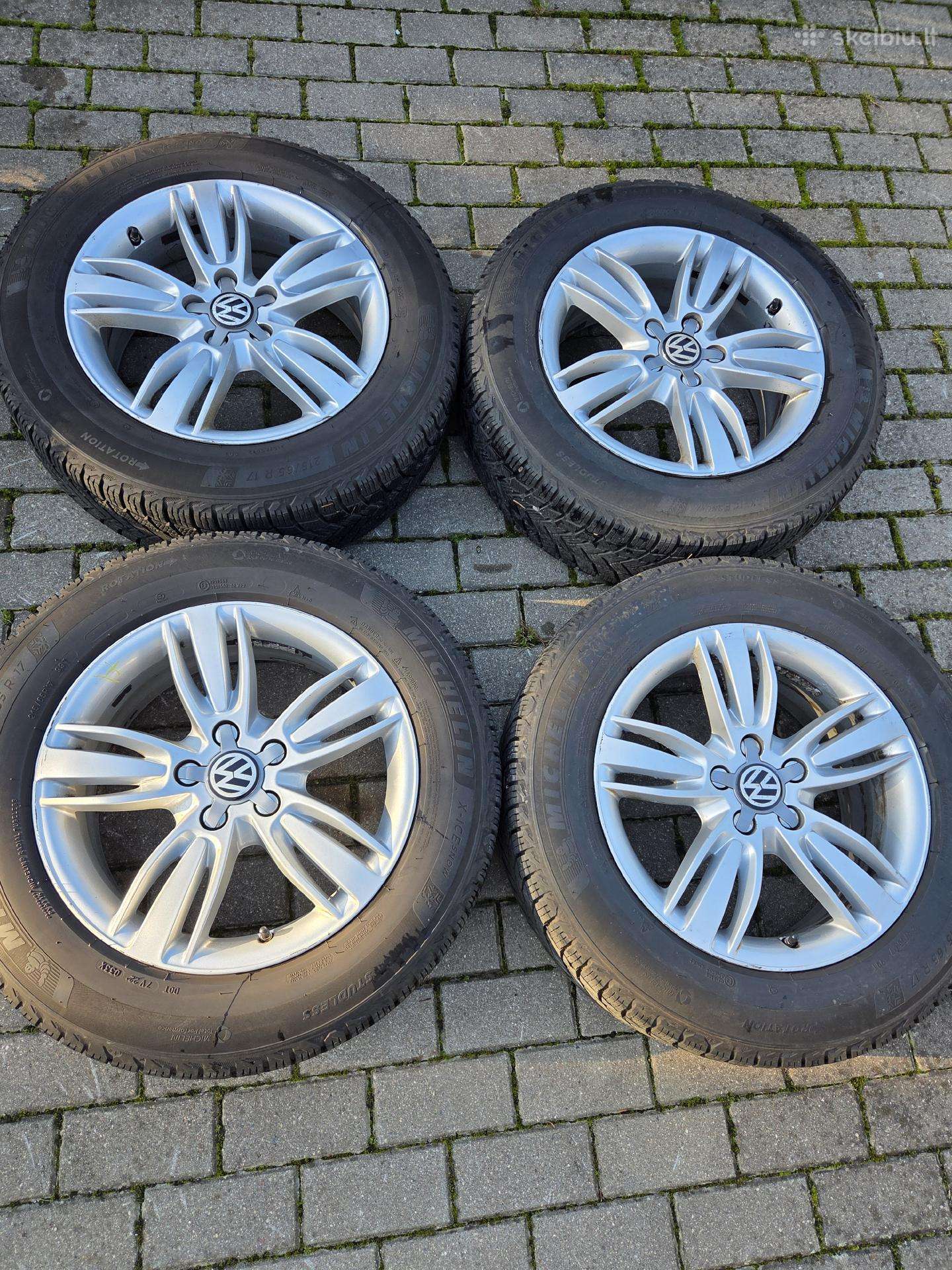 Originalūs Audi Q3 ratlankiai su padangomis