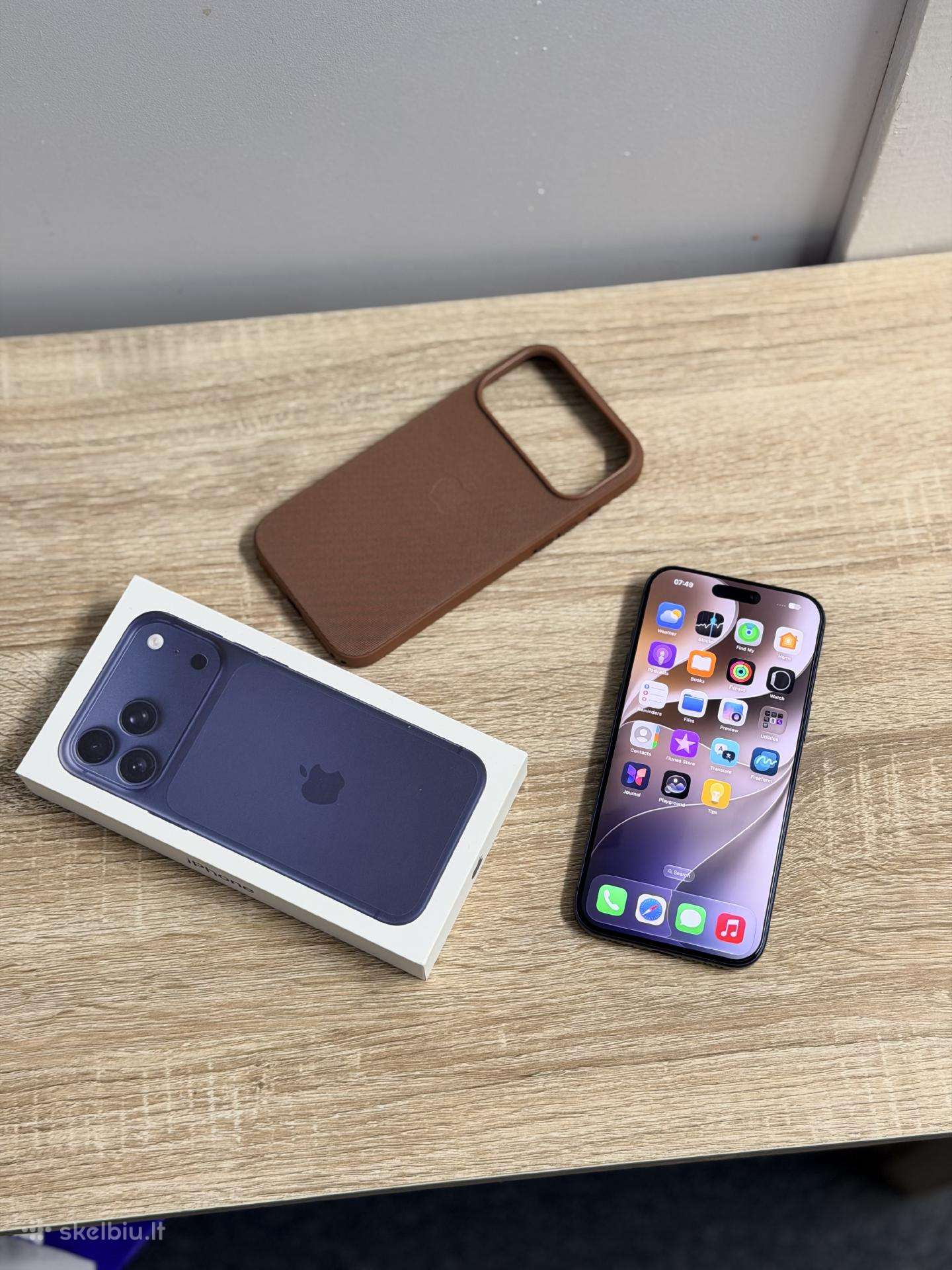Apple iPhone 17 Pro Max, Deep Blue (256gb)