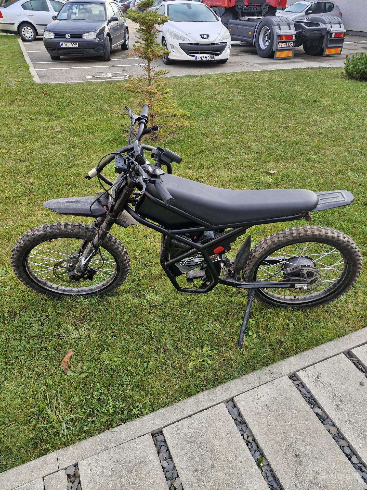 GT 73