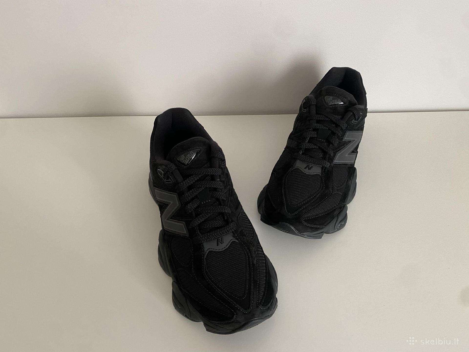 New balance 9060 Juodi Eu 44 dydis