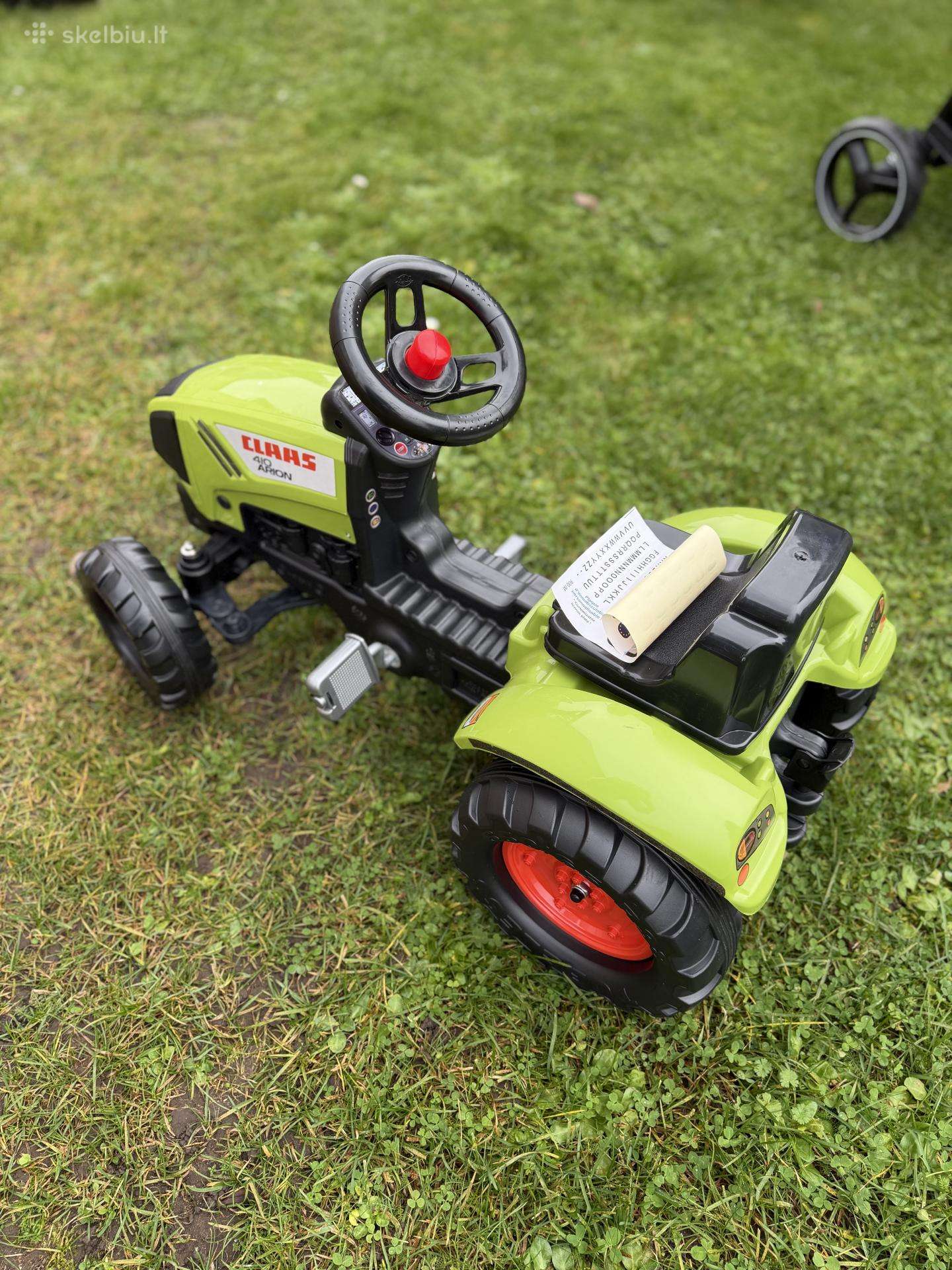 Minamas pedalinis traktorius Falk Claas Arion 410