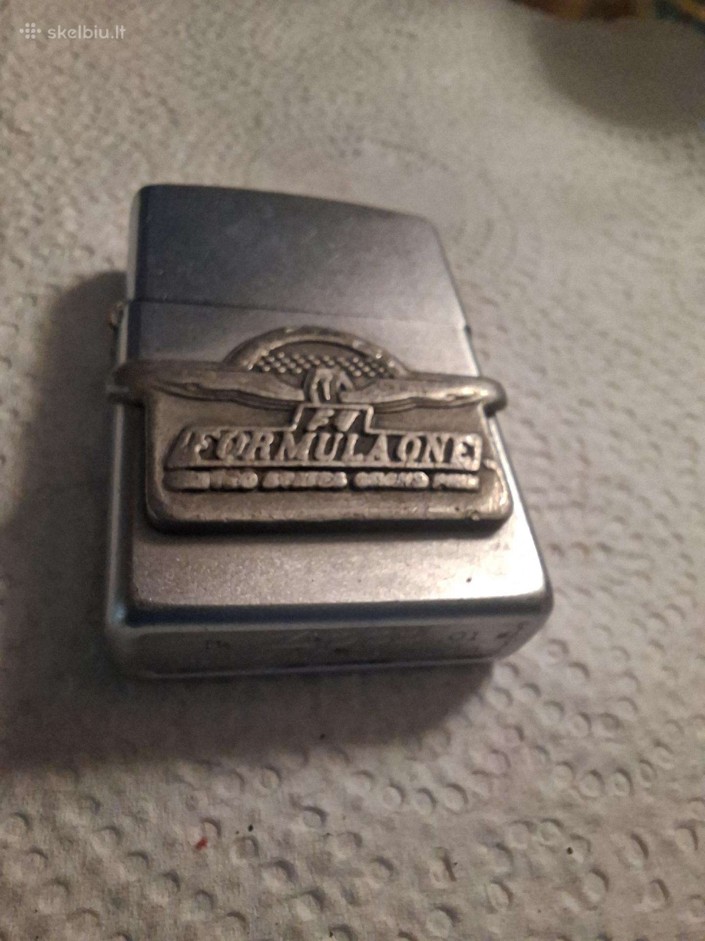 Originalus, veikiantis Zippo žiebtuvėlis (2001 m.)