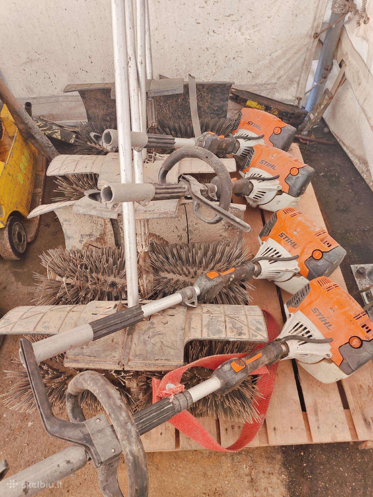 Benzininės šluotos Stihl Km 131 R