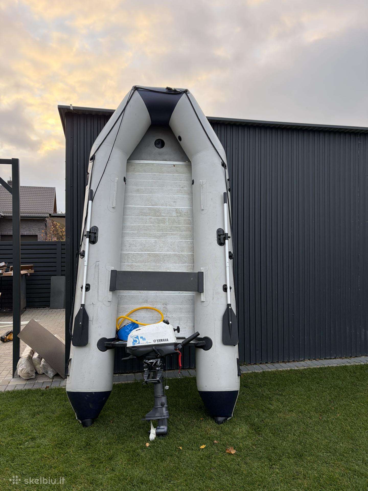 Pvc 3.8m Nauja-plaukta 2 kartus tik.+ Yamaha 5ag