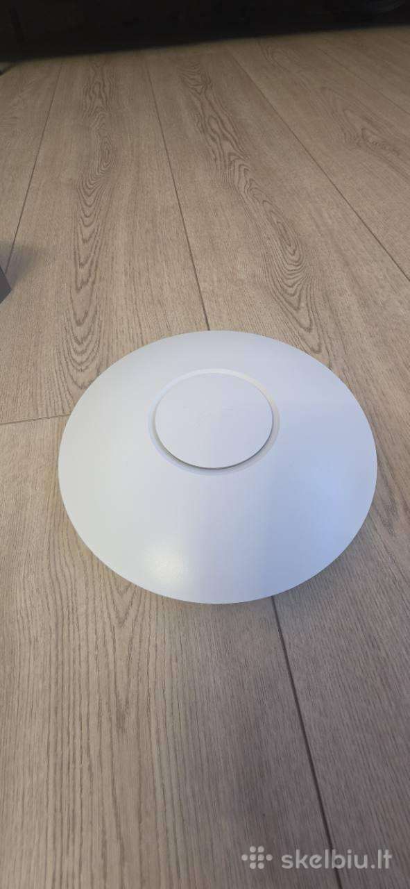 Ubiquiti Unifi Uap-lr su Poe injektoriumi
