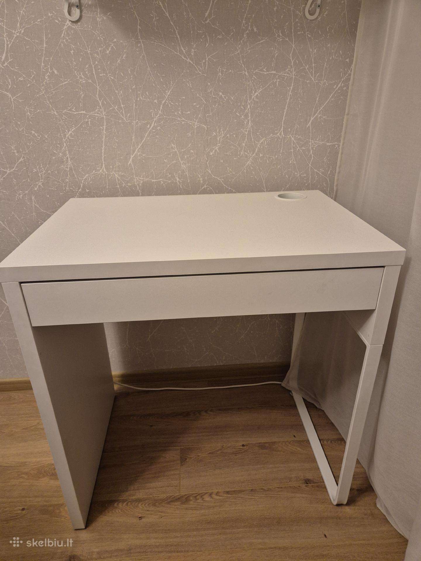 Rašomasis/kosmetinis Ikea stalas