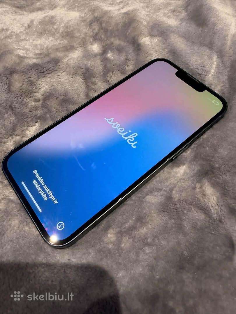 iPhone 13