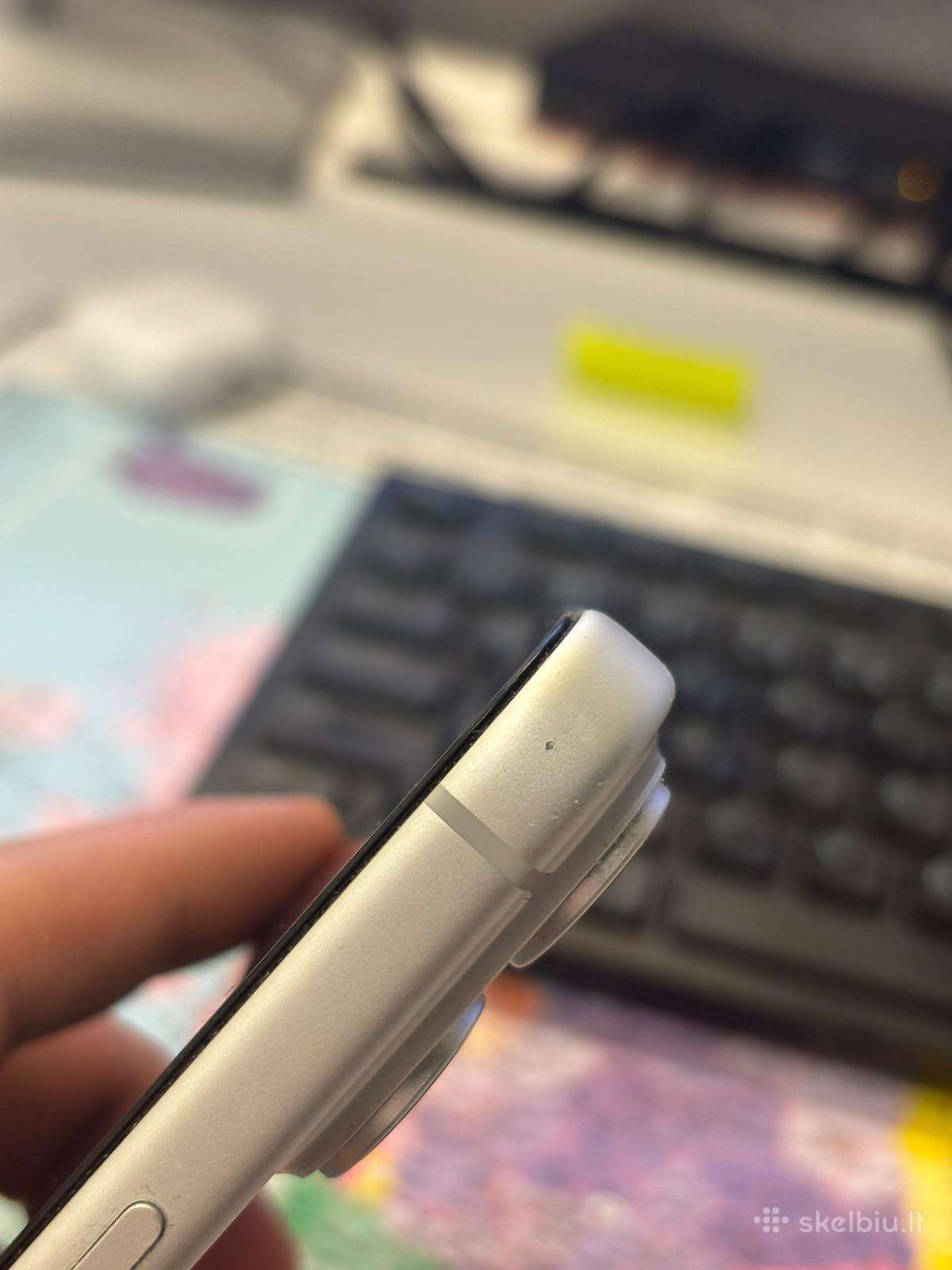 iPhone 17 pro max silver 256 GB