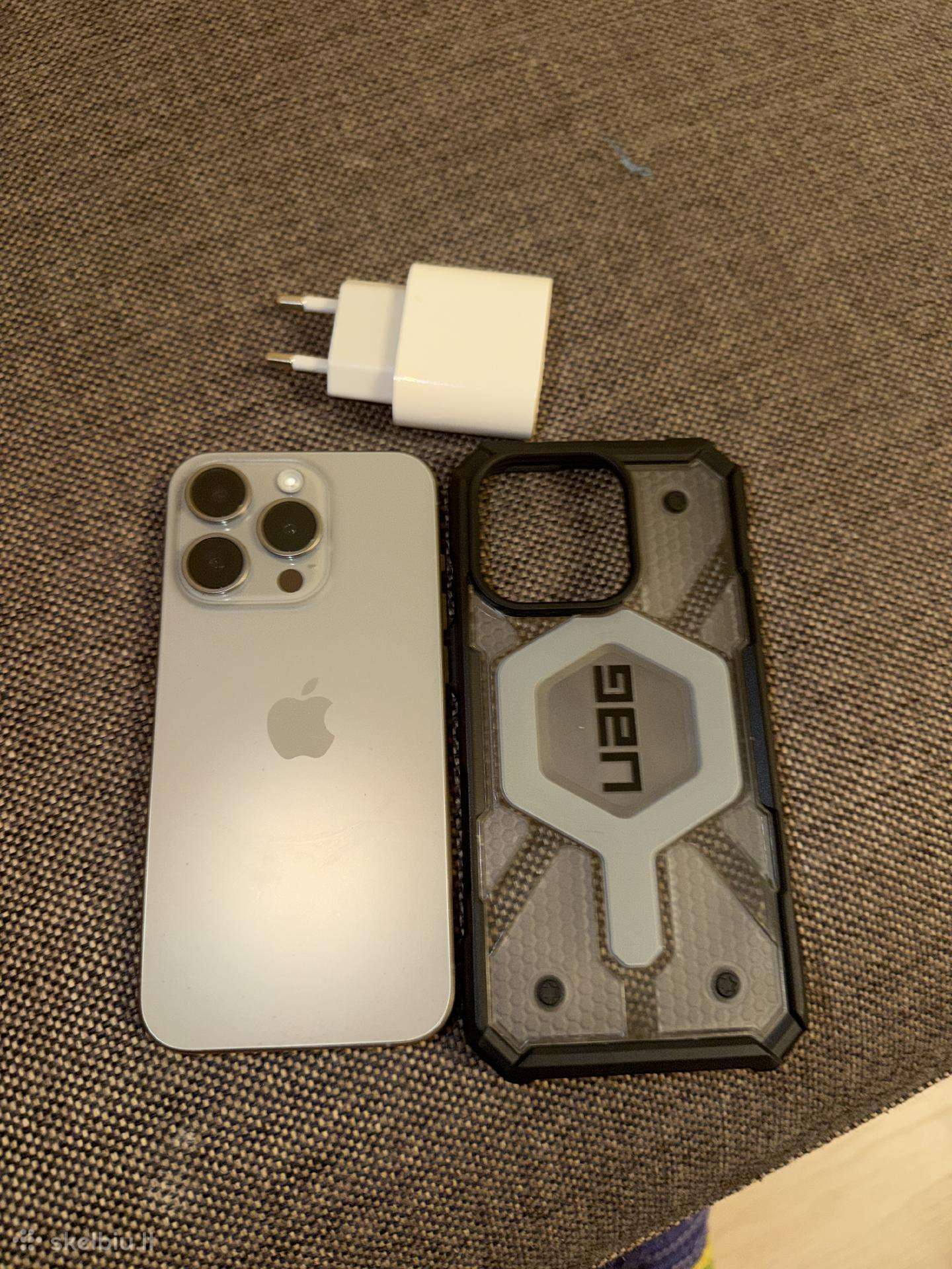 Parduodu savo asmeninį iPhone 15 pro 256 GB komple