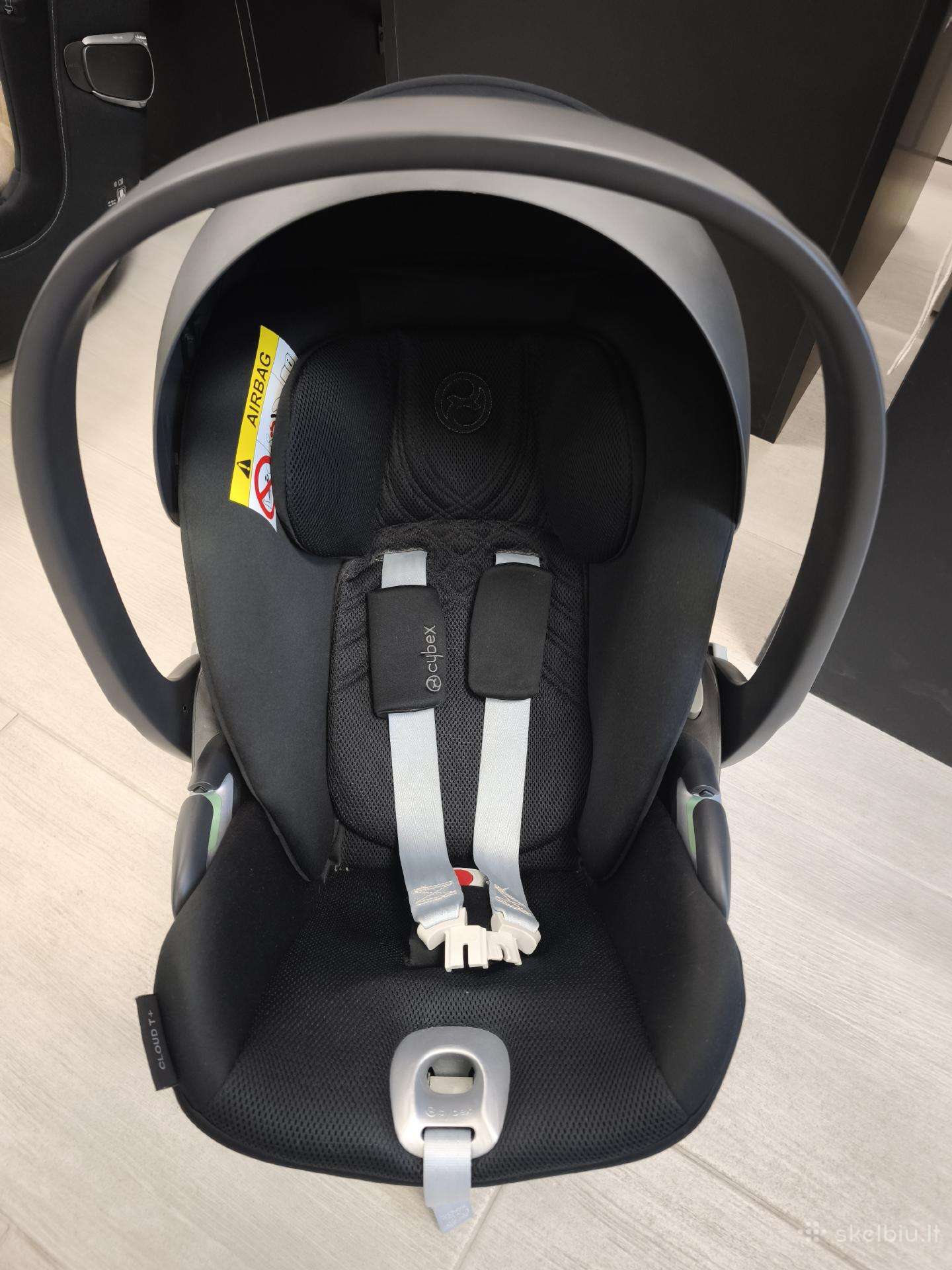 Parduodama Cybex Cloud T i-size Plus autokėdutė